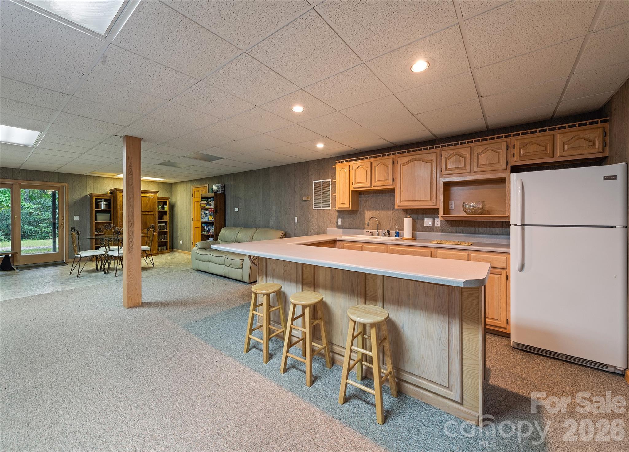 400 Sunset Heights — Canton