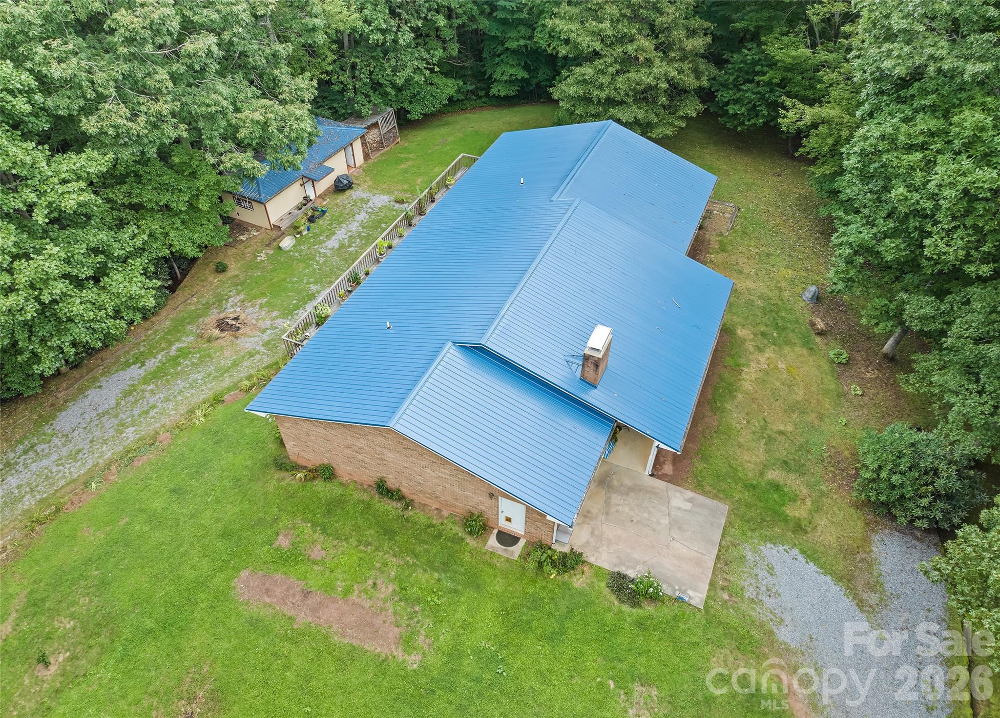 400 Sunset Heights — Canton