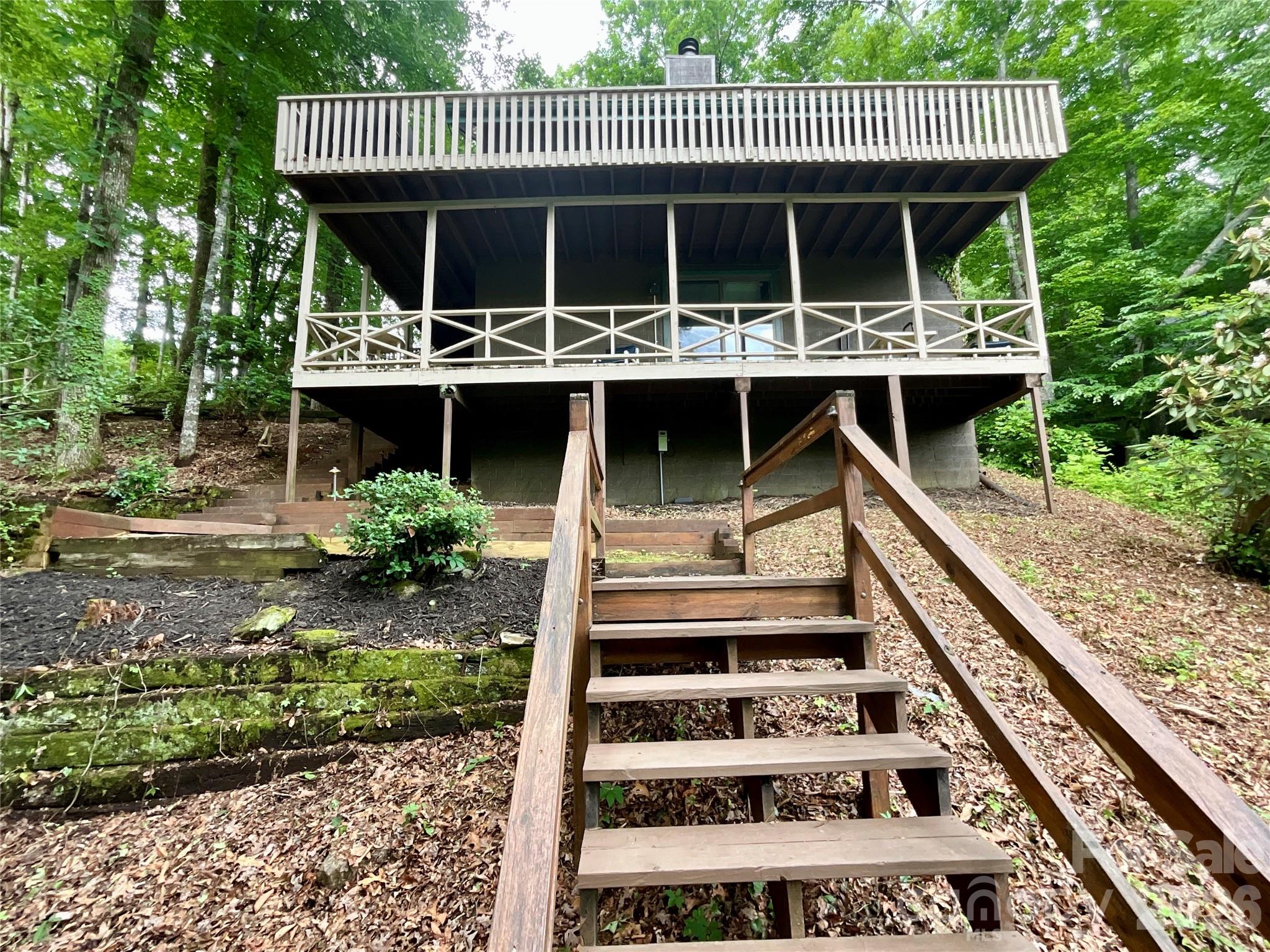 222 West Lake Drive N — Lake Lure