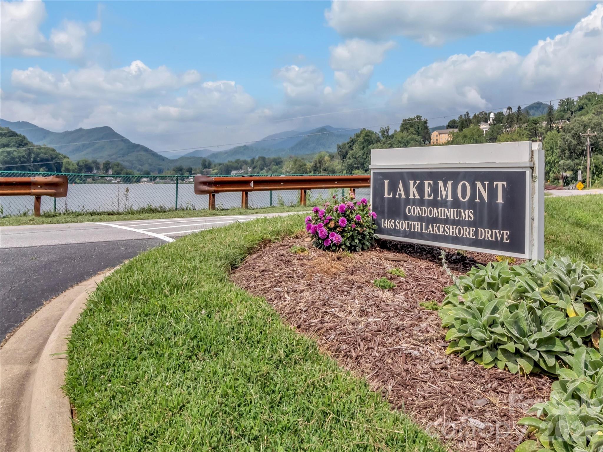 1465 S Lakeshore Drive #B-2 — Lake Junaluska
