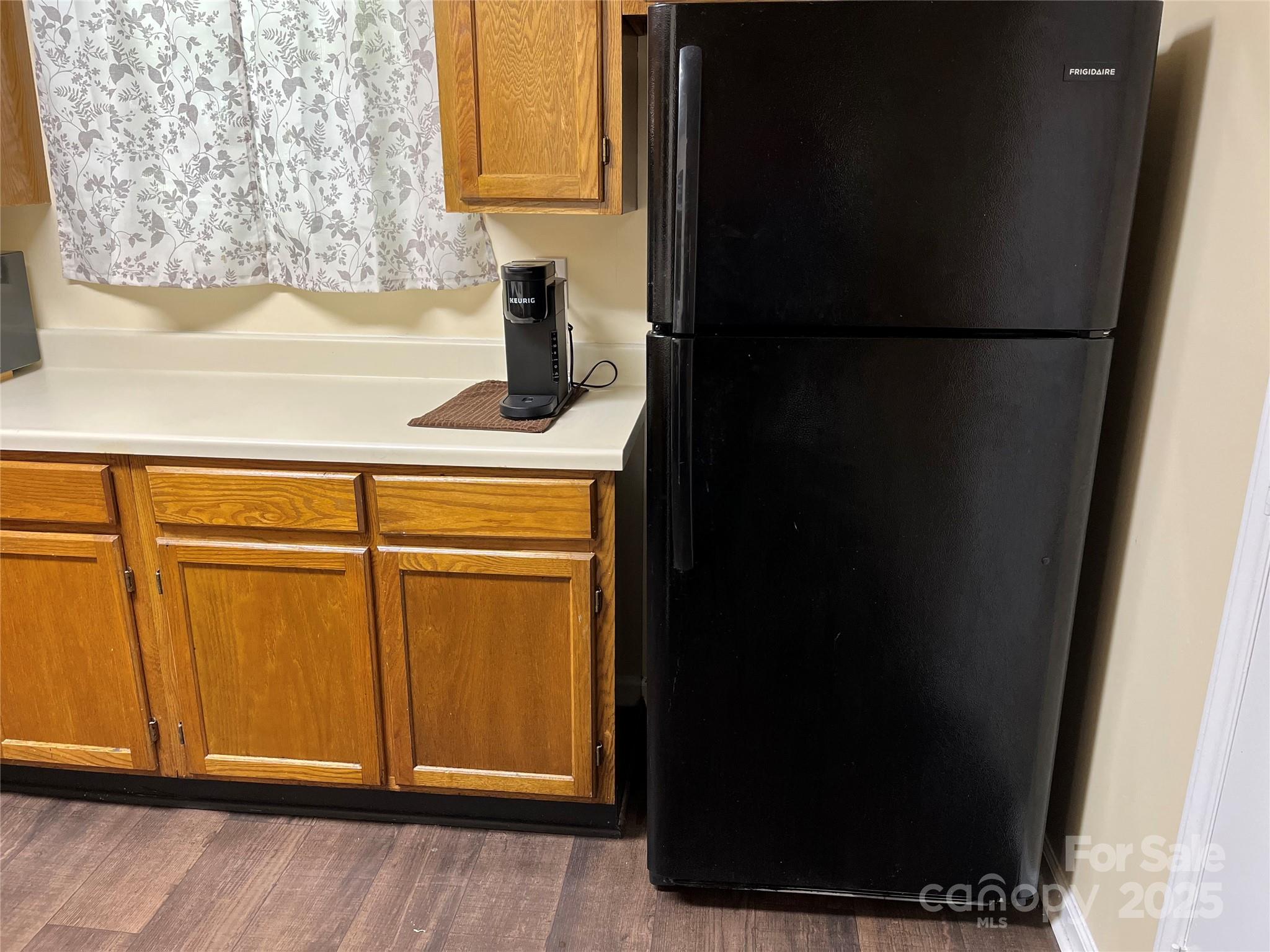 6011 Treetop Court — Charlotte