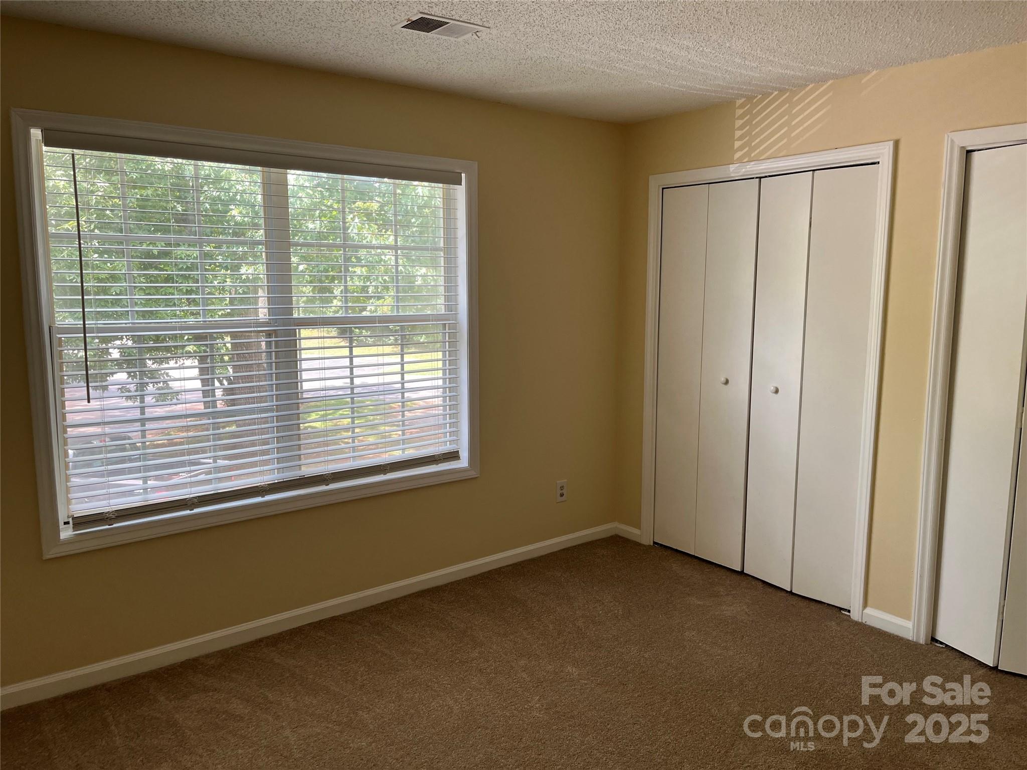 6011 Treetop Court — Charlotte