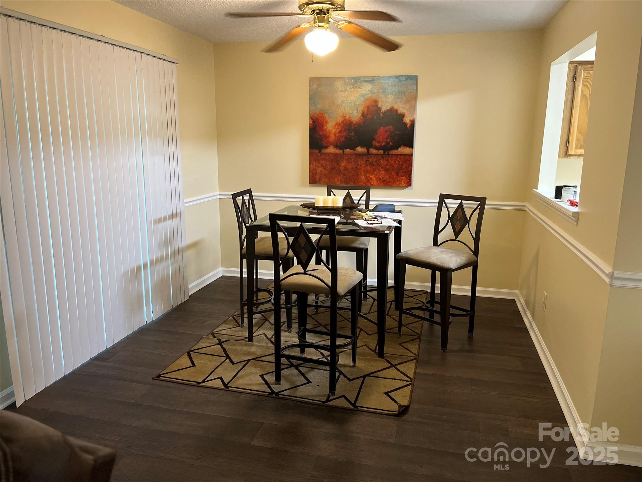 6011 Treetop Court — Charlotte