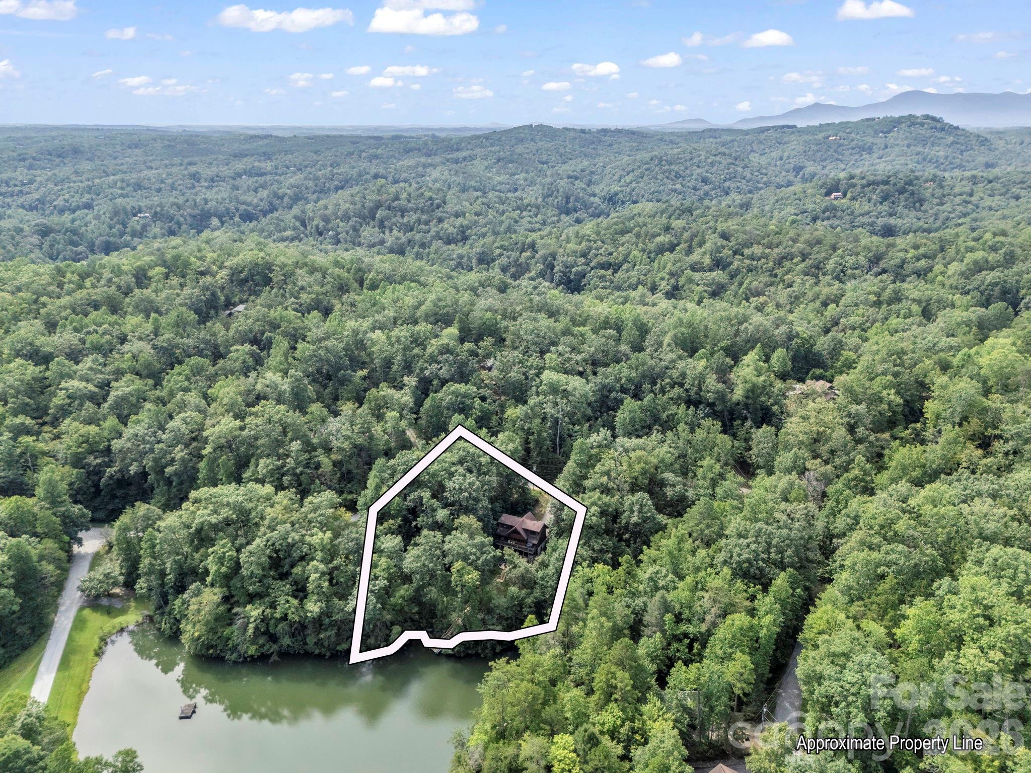 1029 Rainbow Circle — Lake Lure