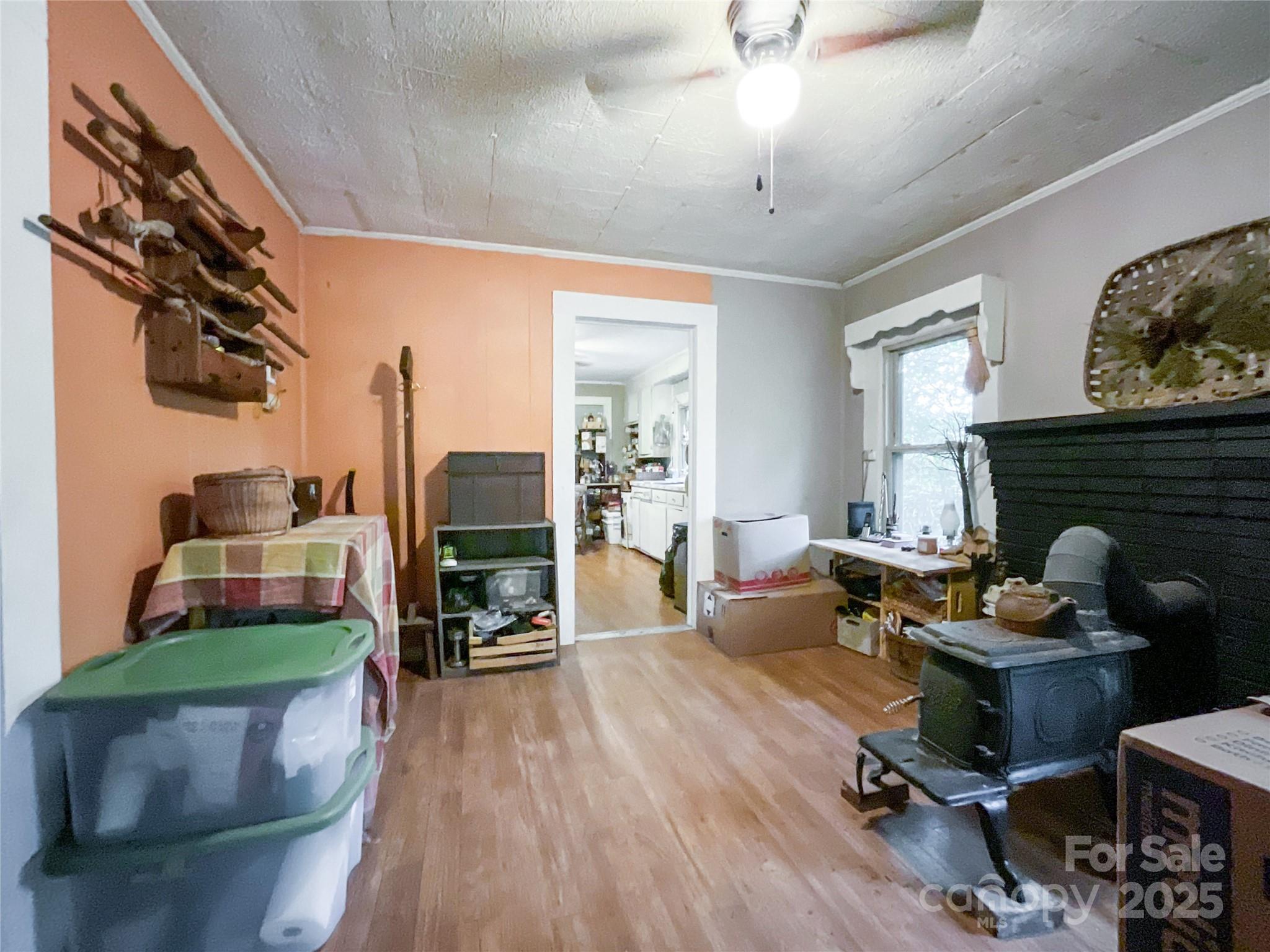 17837 Porter Hill Road — Norwood