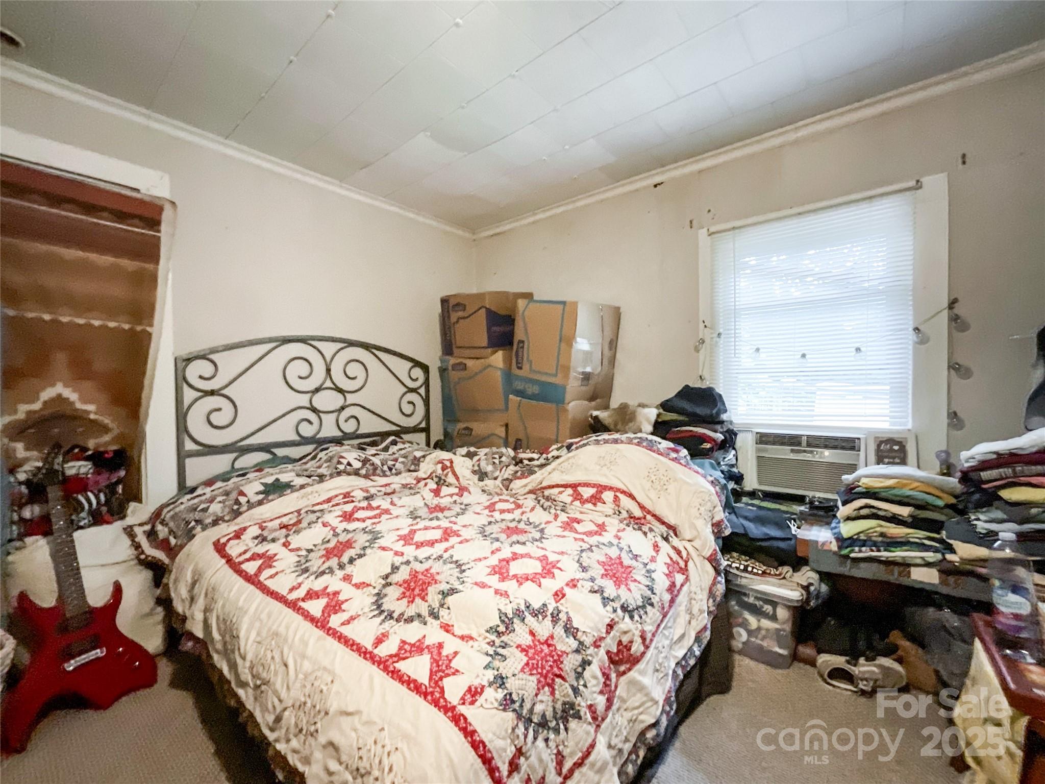 17837 Porter Hill Road — Norwood