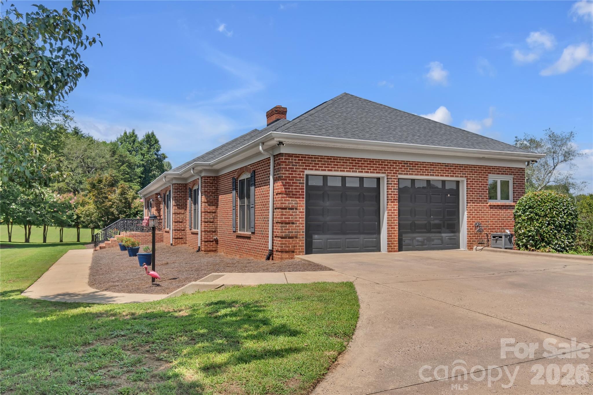 2207 Peninsula Avenue — Shelby