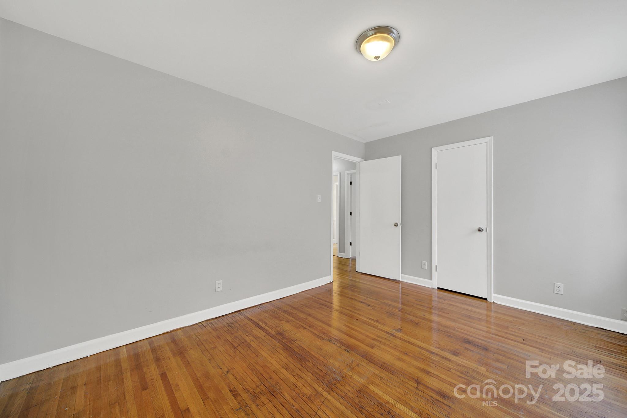 5300 Grafton Drive — Charlotte
