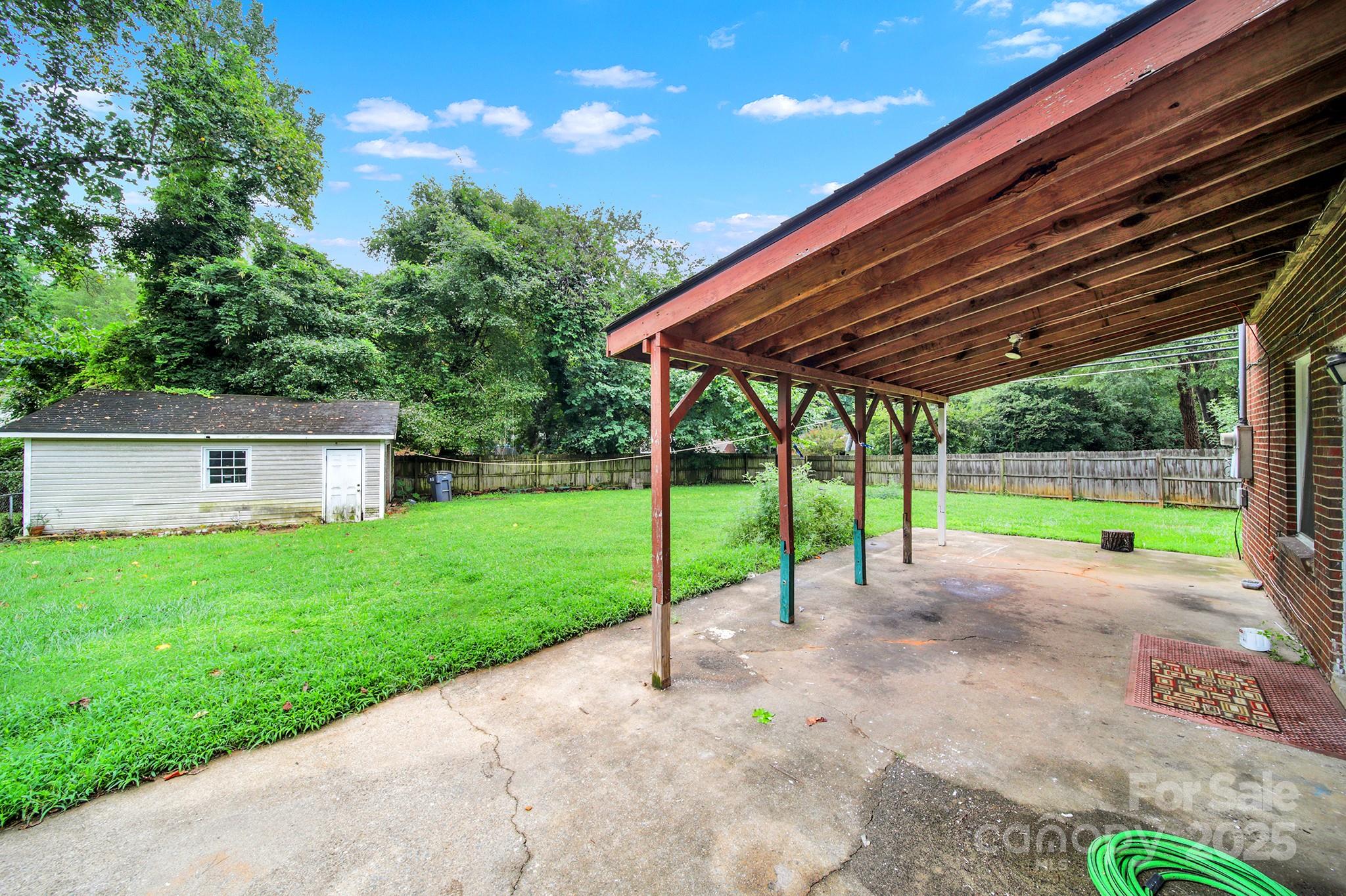 5300 Grafton Drive — Charlotte