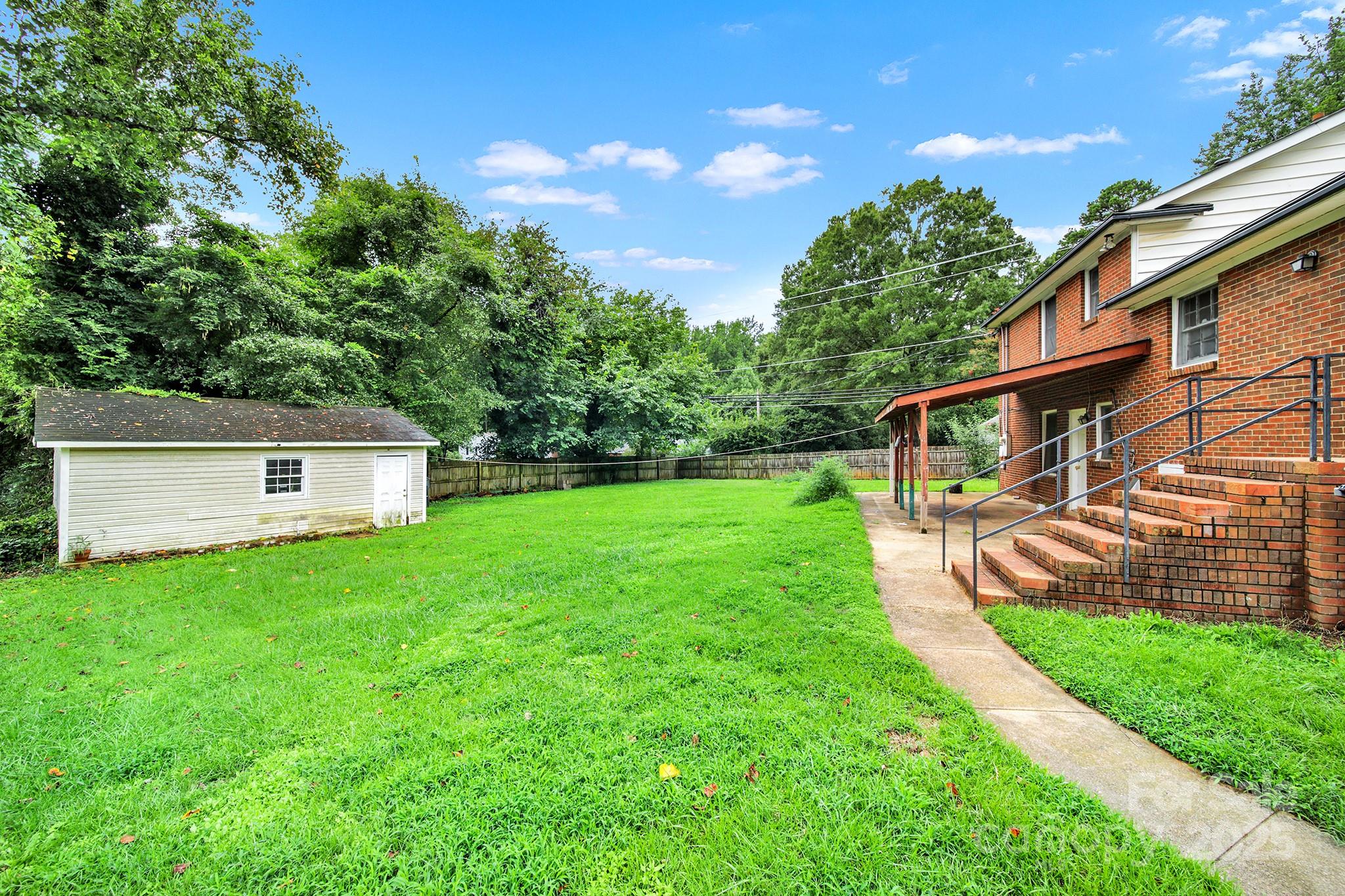 5300 Grafton Drive — Charlotte