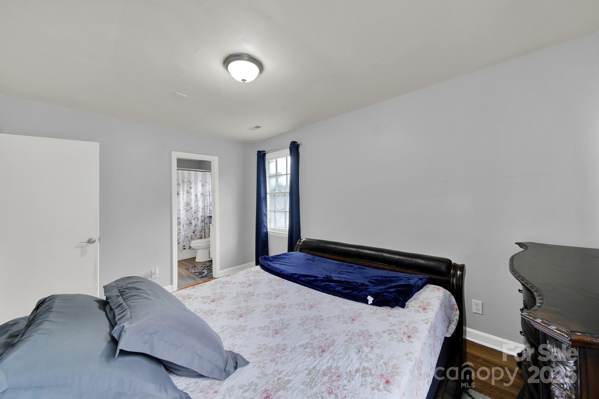 5300 Grafton Drive — Charlotte