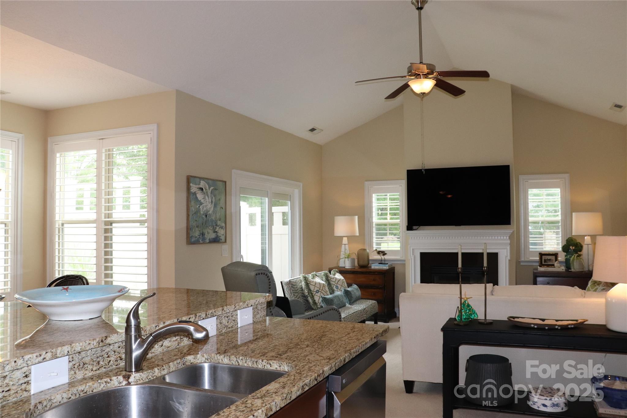 805 Wynnshire Drive #805-C — Hickory