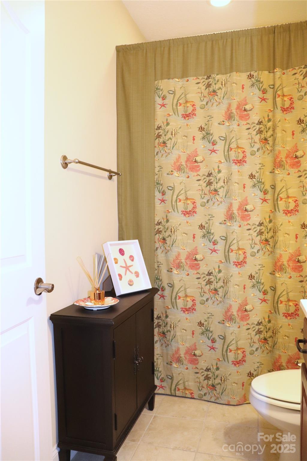 805 Wynnshire Drive #805-C — Hickory