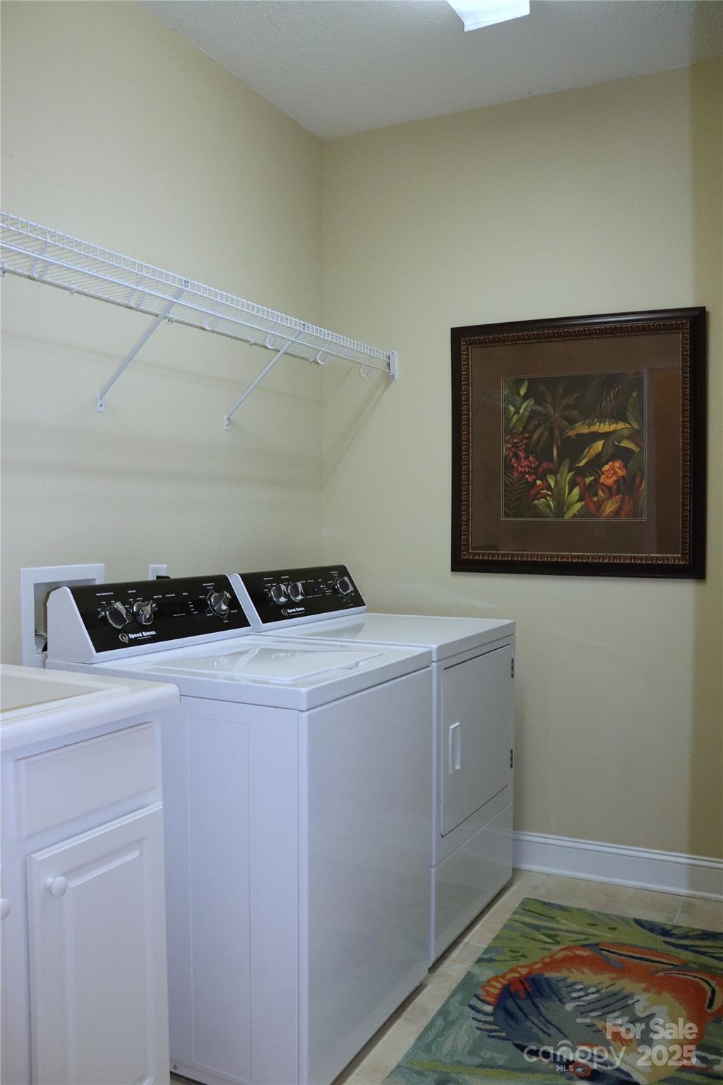 805 Wynnshire Drive #805-C — Hickory