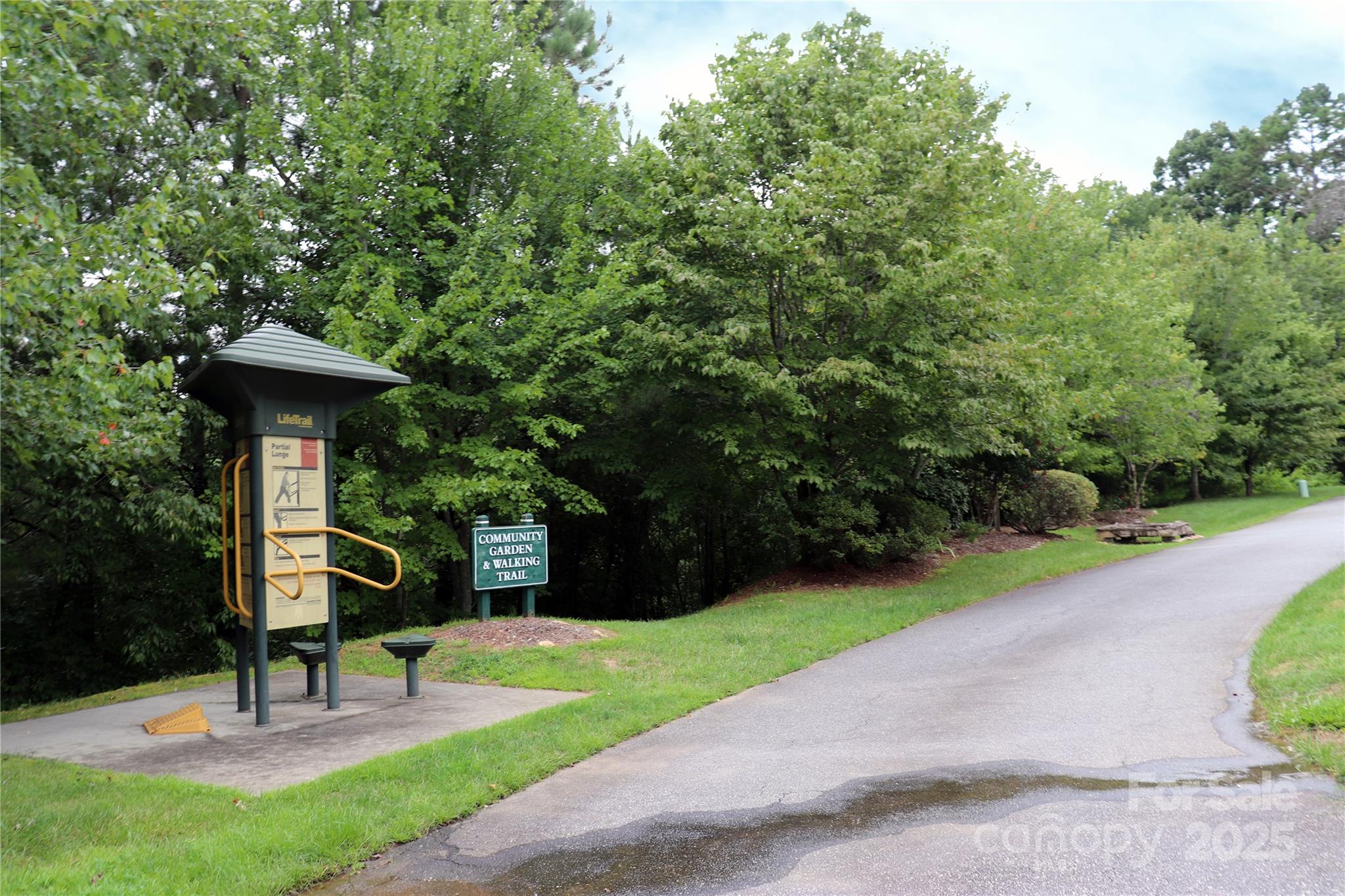 805 Wynnshire Drive #805-C — Hickory