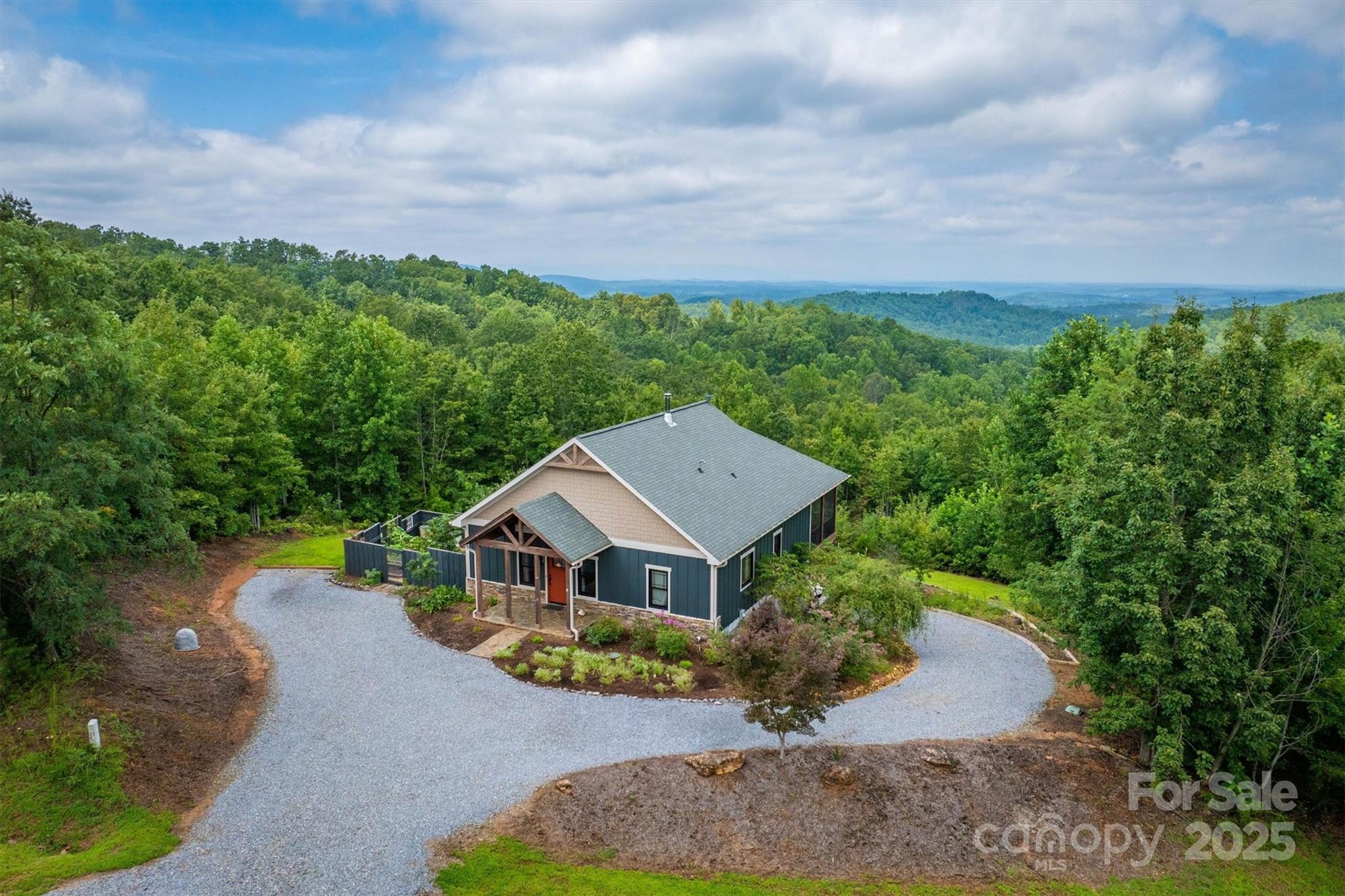381 Scenic Overlook Drive — Nebo