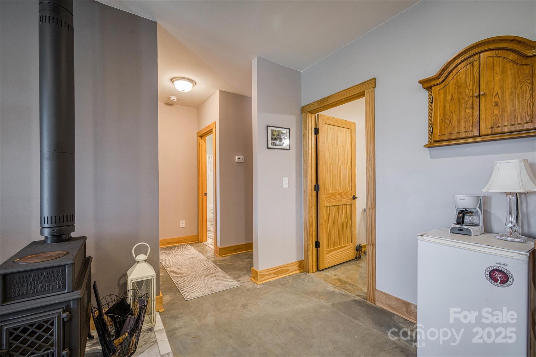 381 Scenic Overlook Drive — Nebo