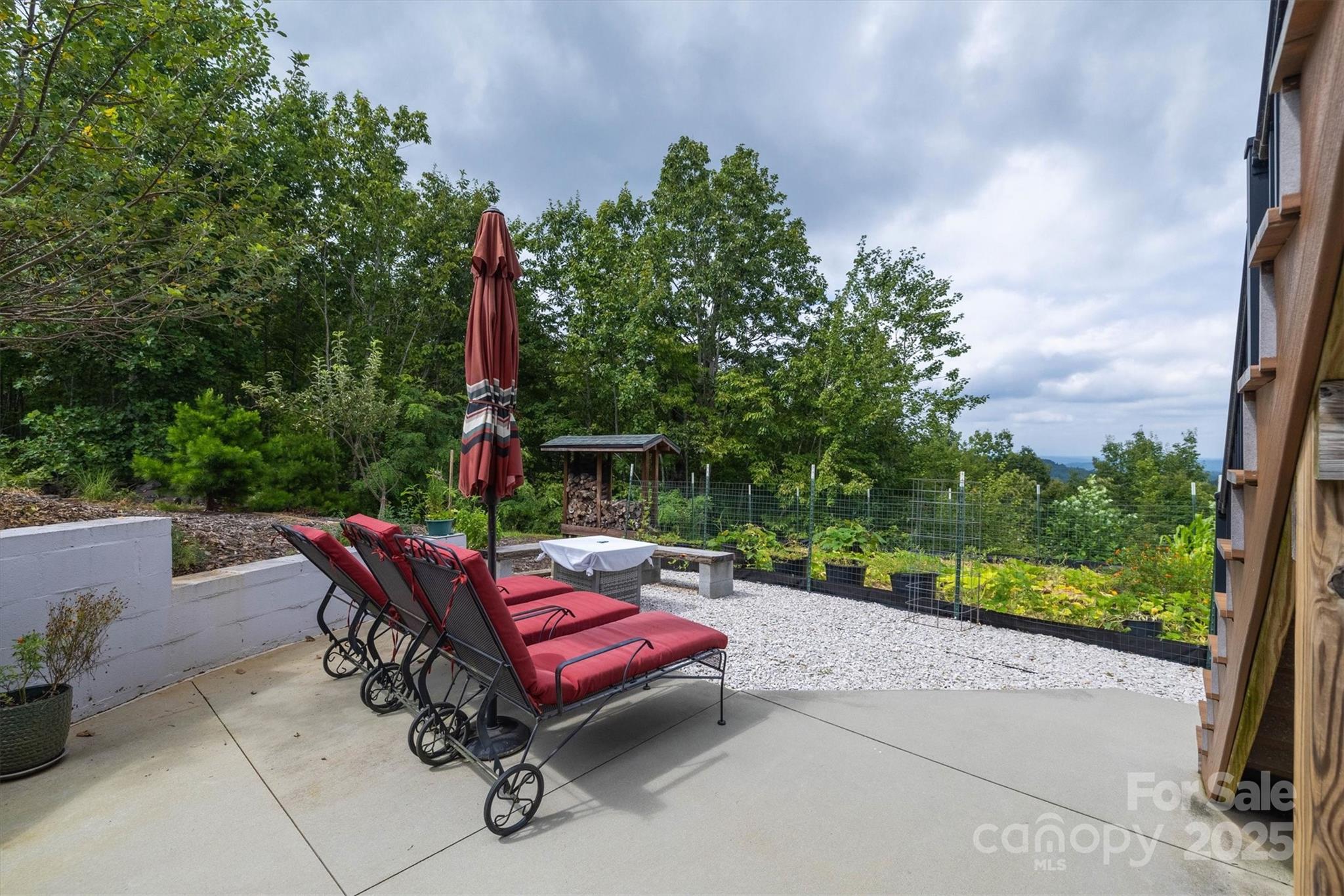 381 Scenic Overlook Drive — Nebo
