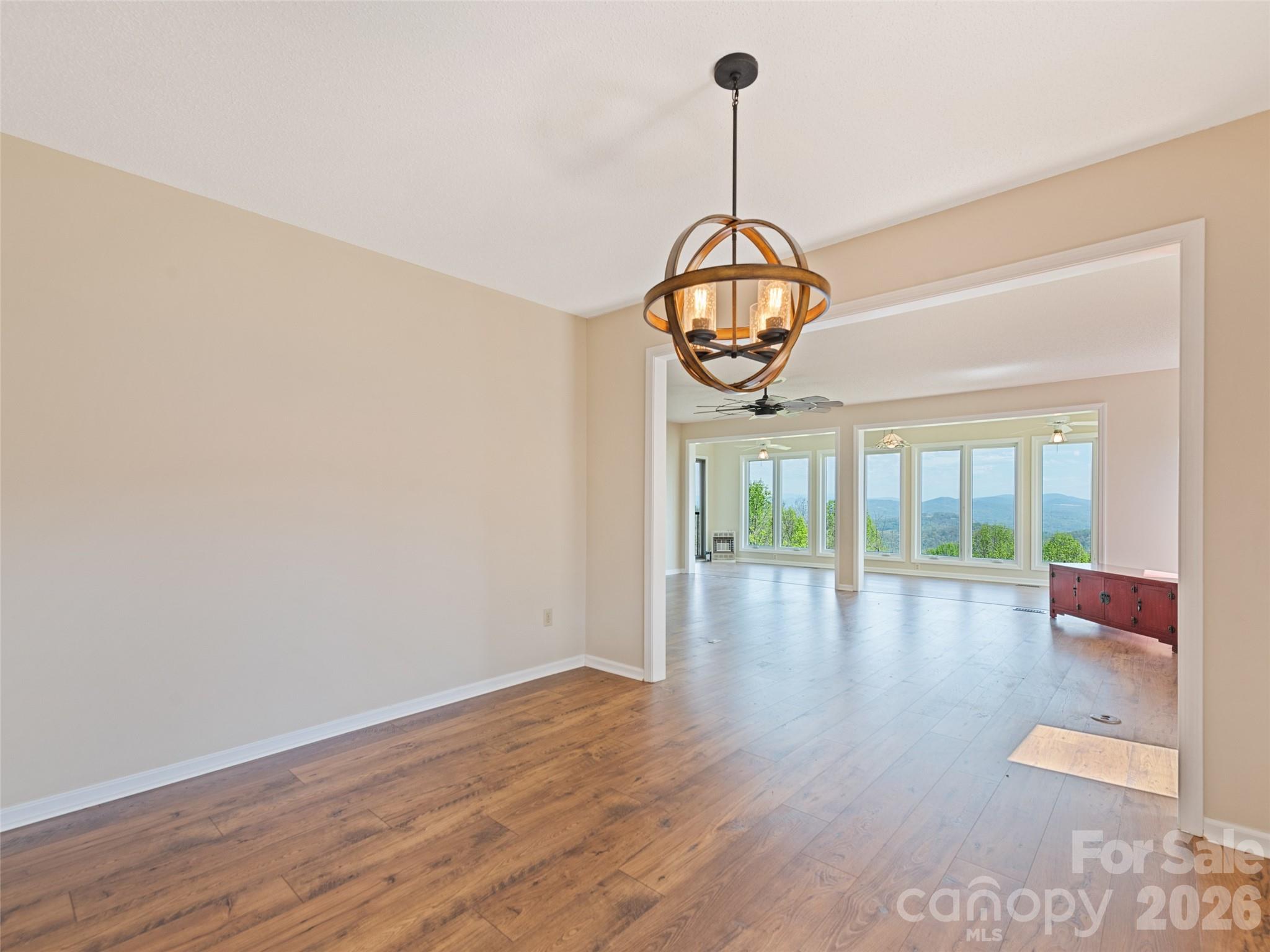 602 Fleetwood Plaza — Hendersonville