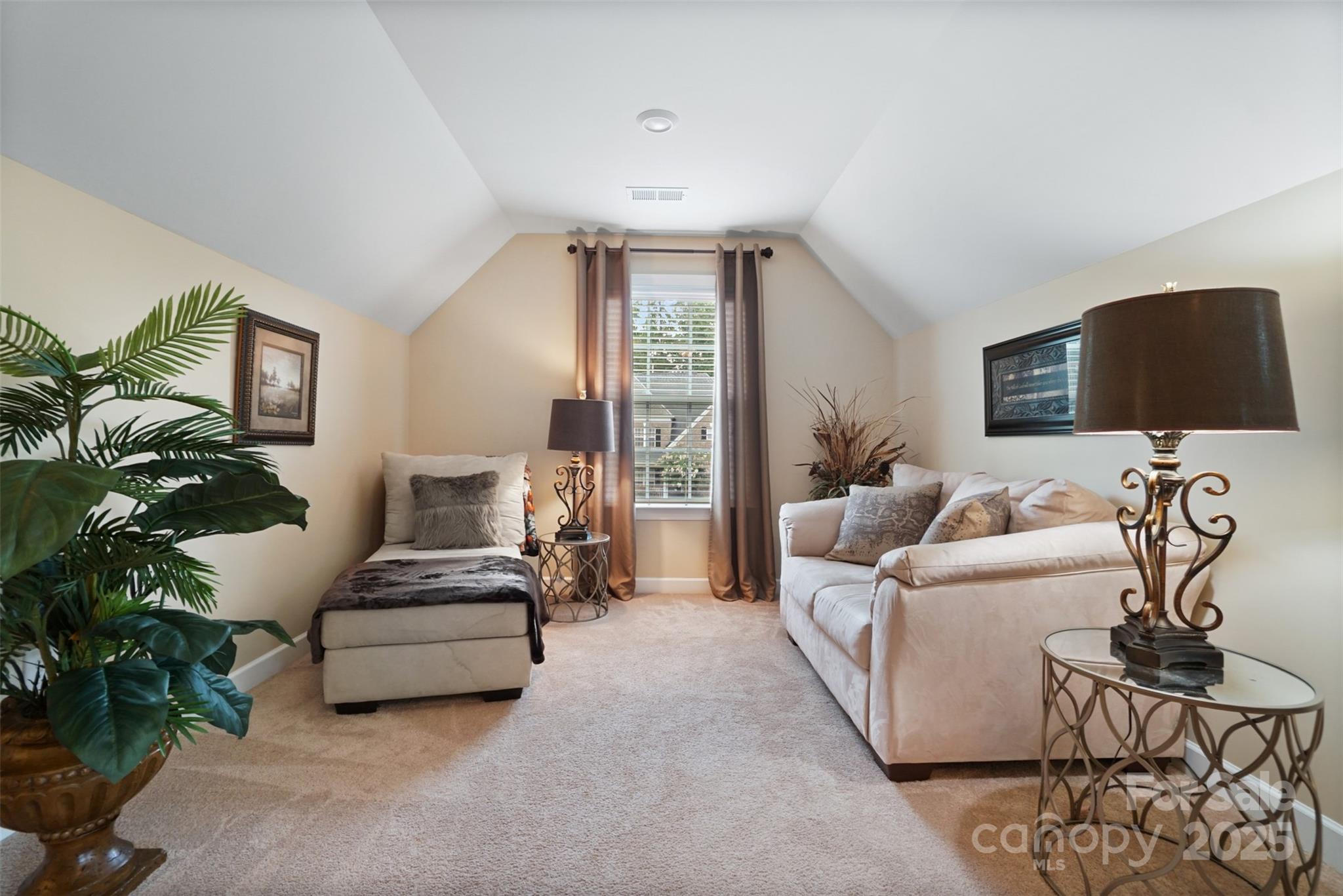 10997 Alabaster Drive — Davidson