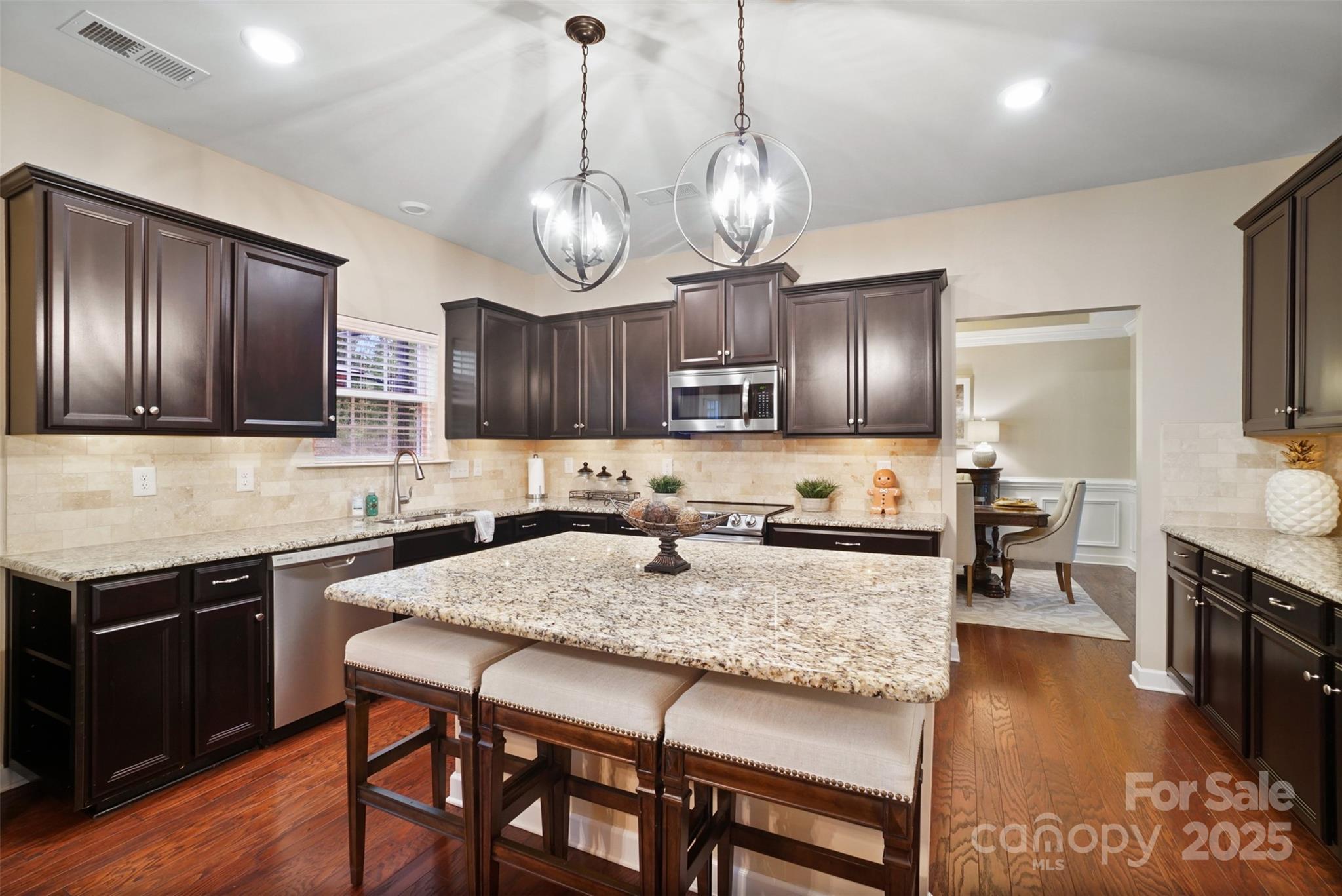 10997 Alabaster Drive — Davidson