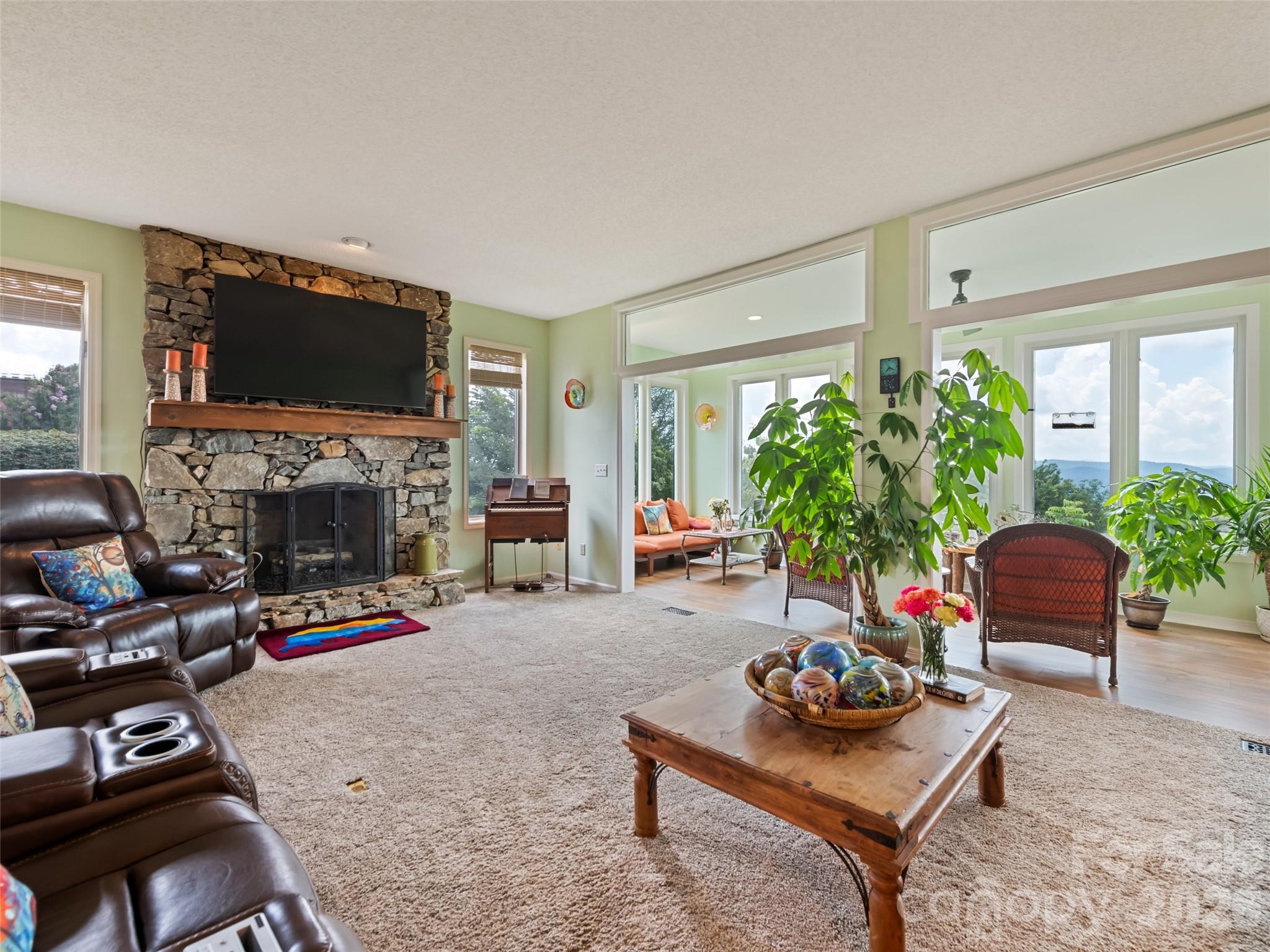 1401 Fleetwood Plaza #1 — Hendersonville