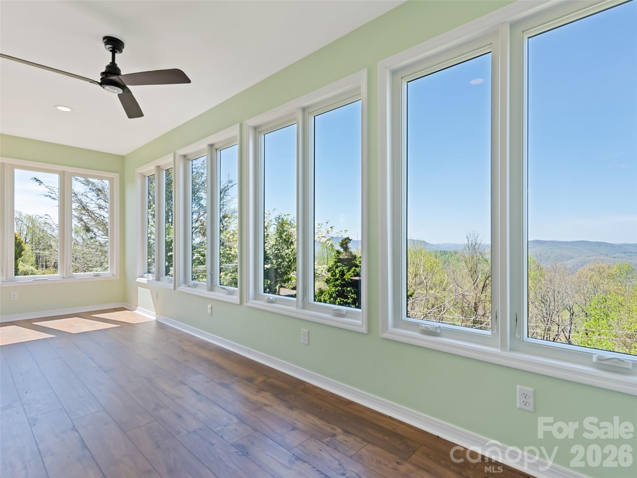 1401 Fleetwood Plaza #1 — Hendersonville