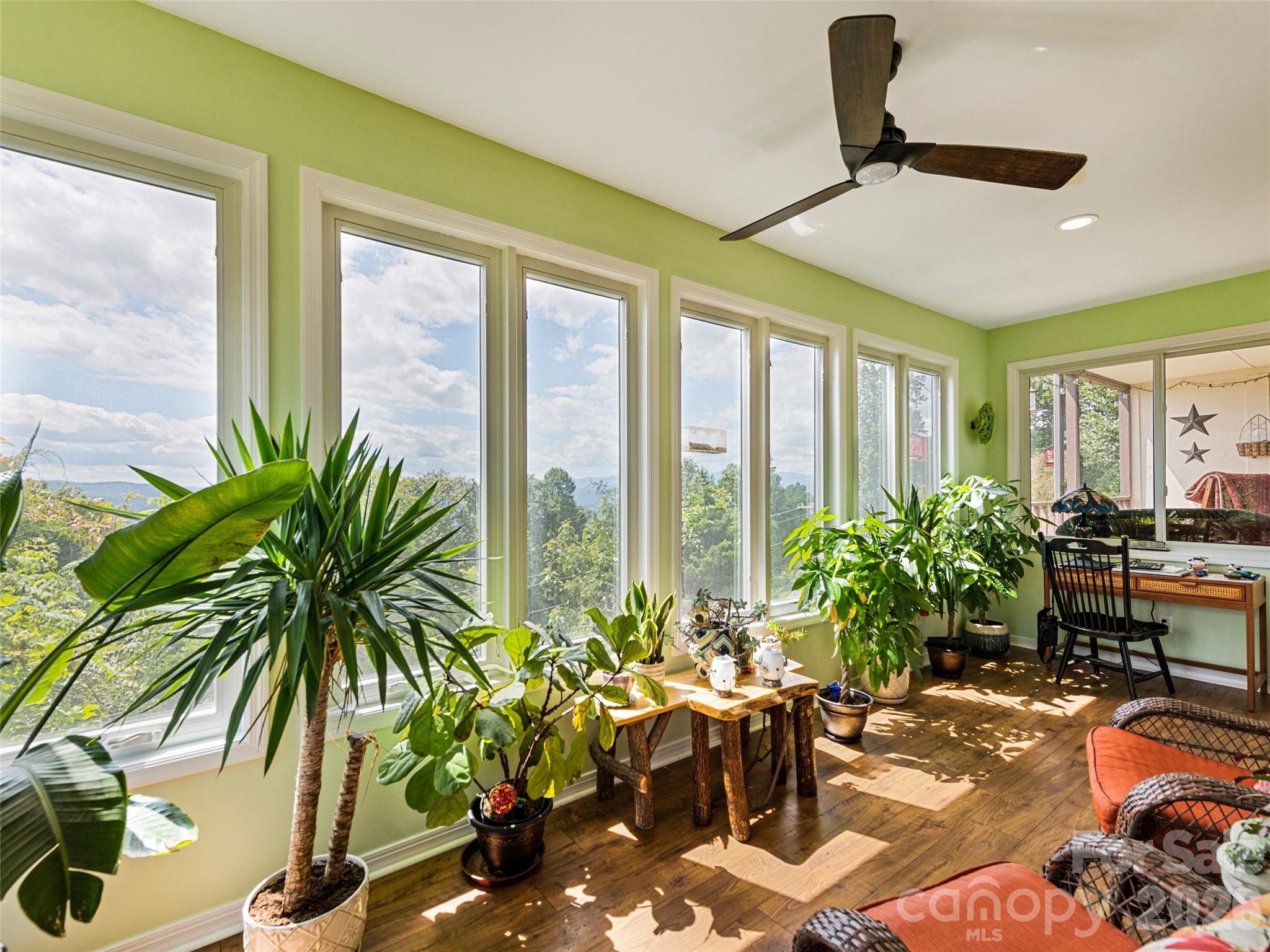 1401 Fleetwood Plaza #1 — Hendersonville