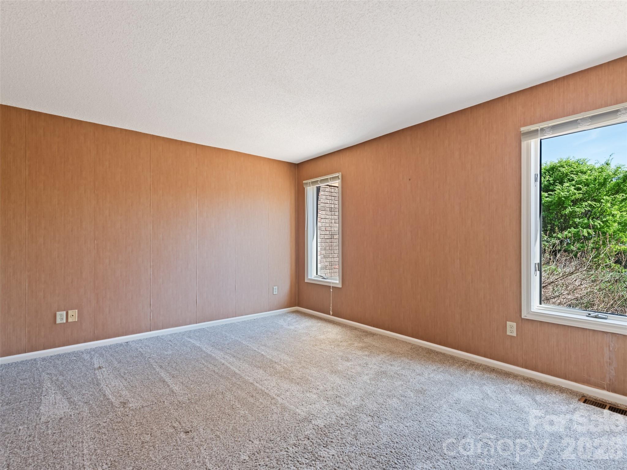 1401 Fleetwood Plaza #1 — Hendersonville
