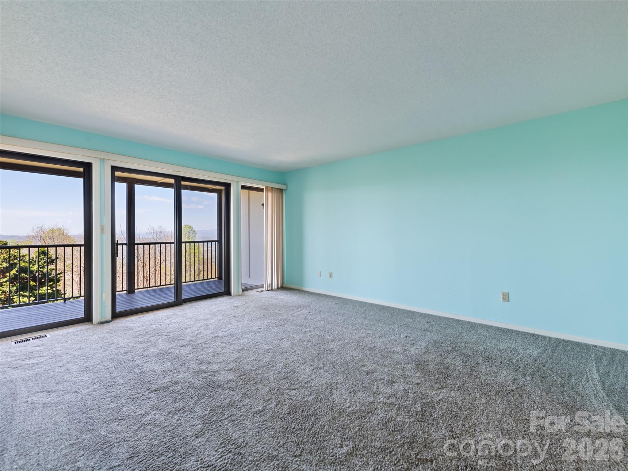 1401 Fleetwood Plaza #1 — Hendersonville