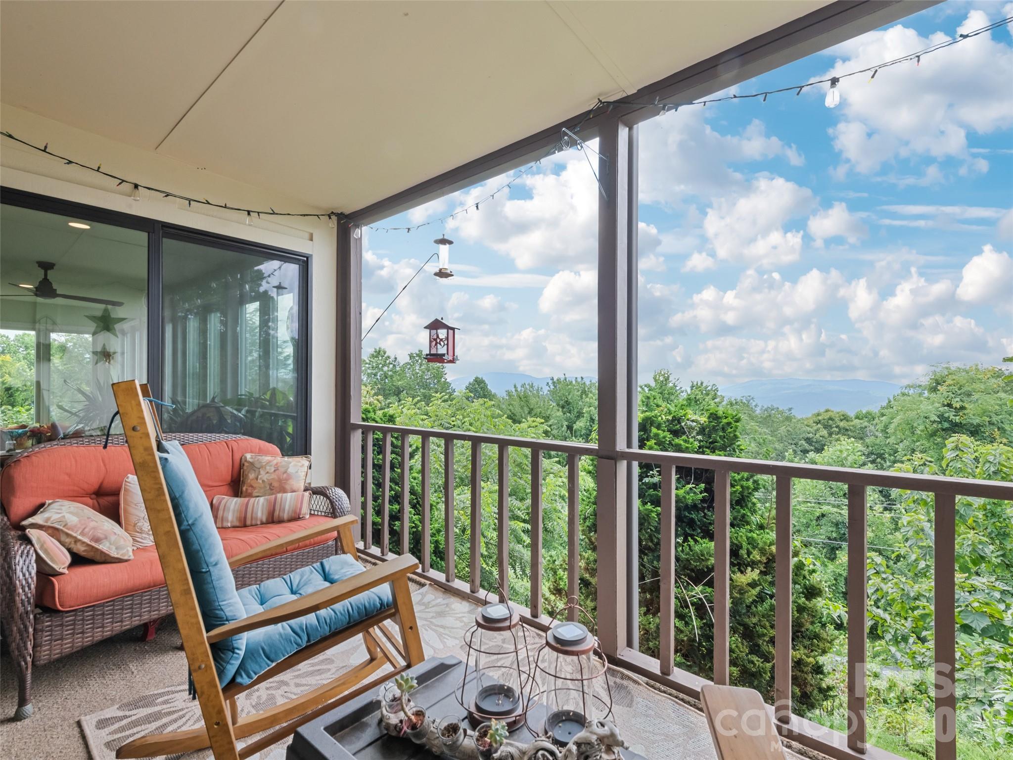 1401 Fleetwood Plaza #1 — Hendersonville