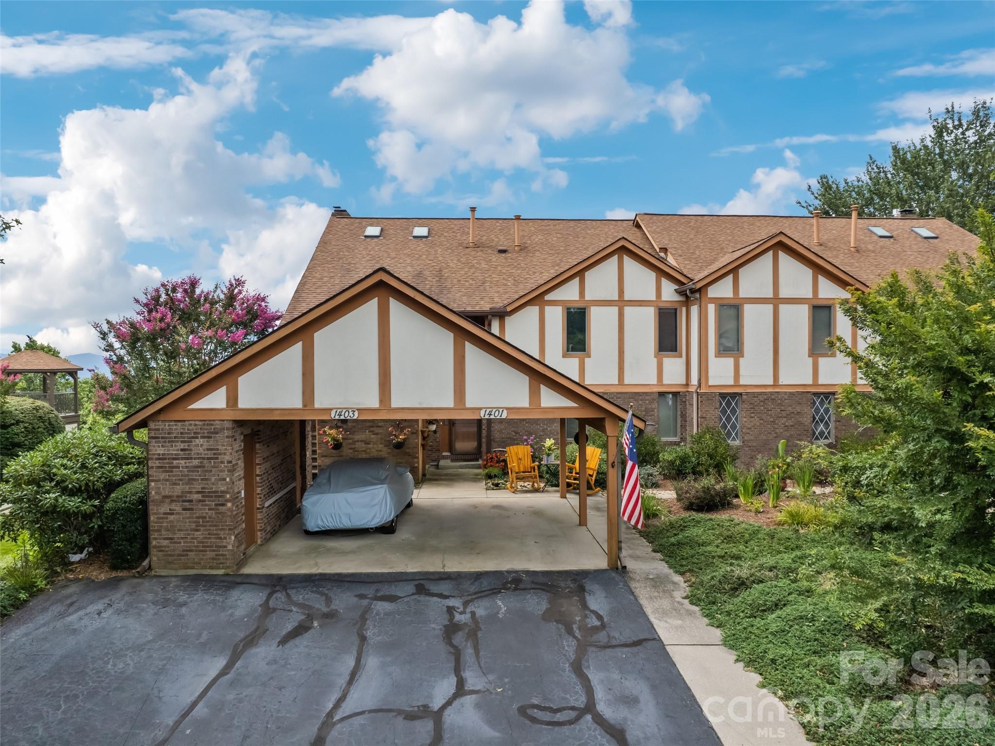 1401 Fleetwood Plaza #1 — Hendersonville