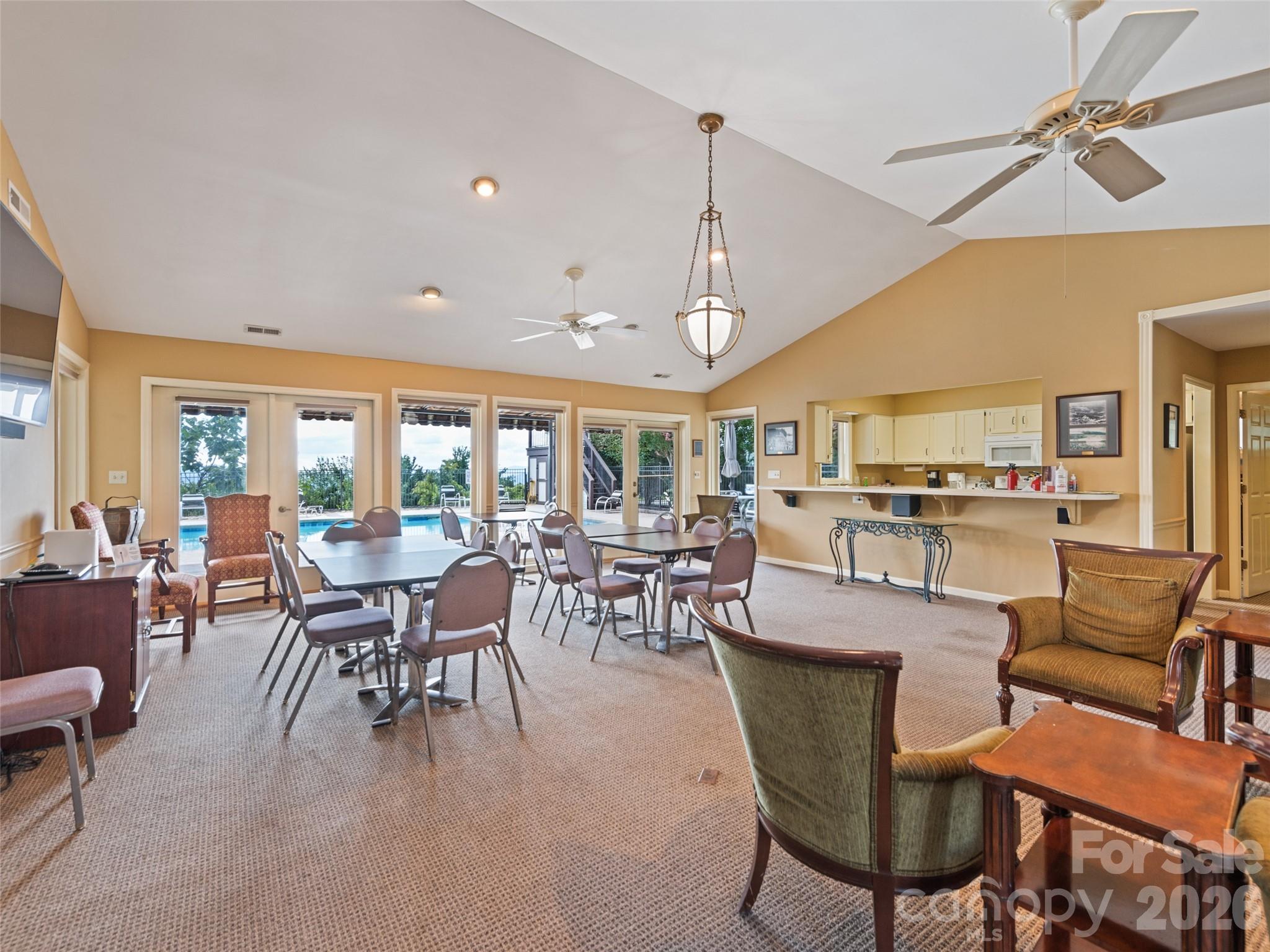 1401 Fleetwood Plaza #1 — Hendersonville