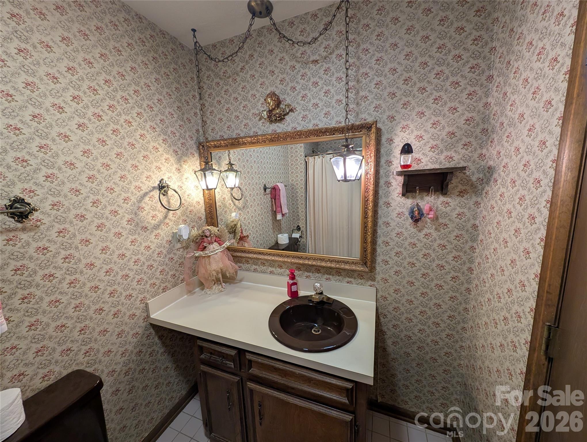 3065 Woodstream Drive — Valdese