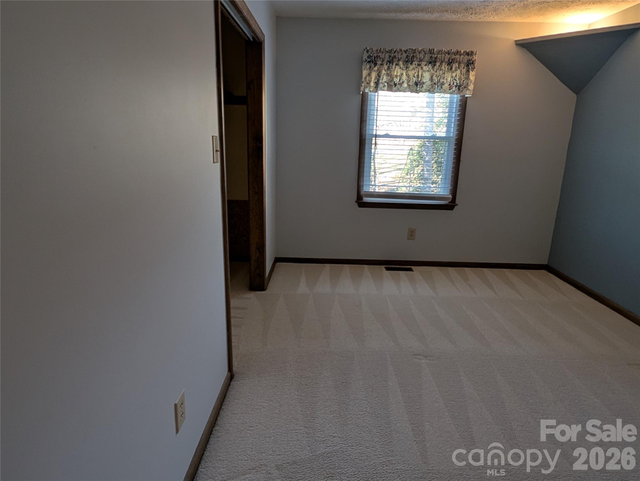 3065 Woodstream Drive — Valdese