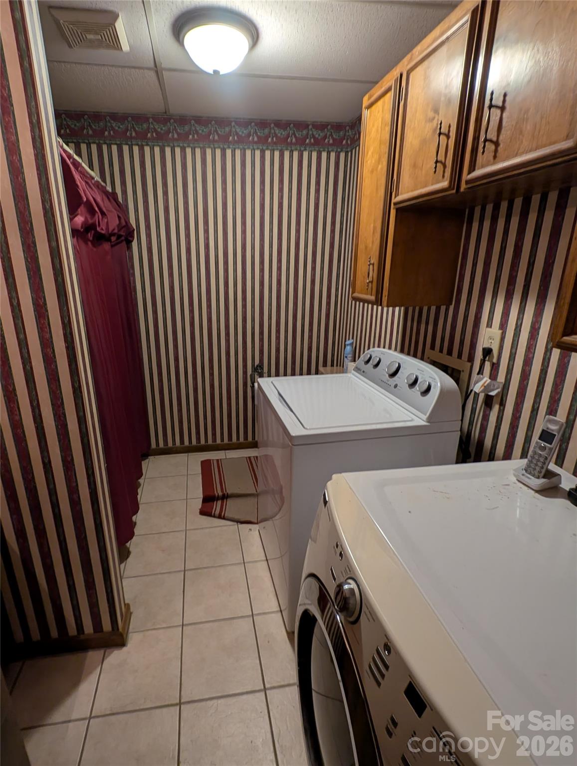 3065 Woodstream Drive — Valdese