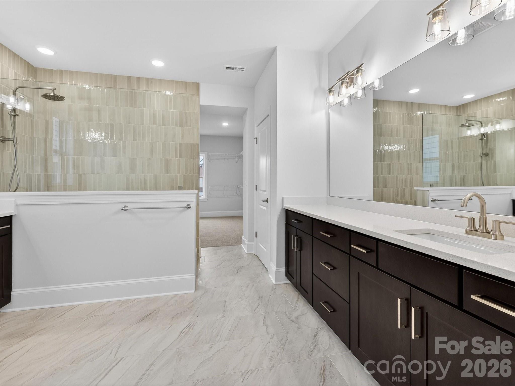 11229 Shreveport Drive — Huntersville