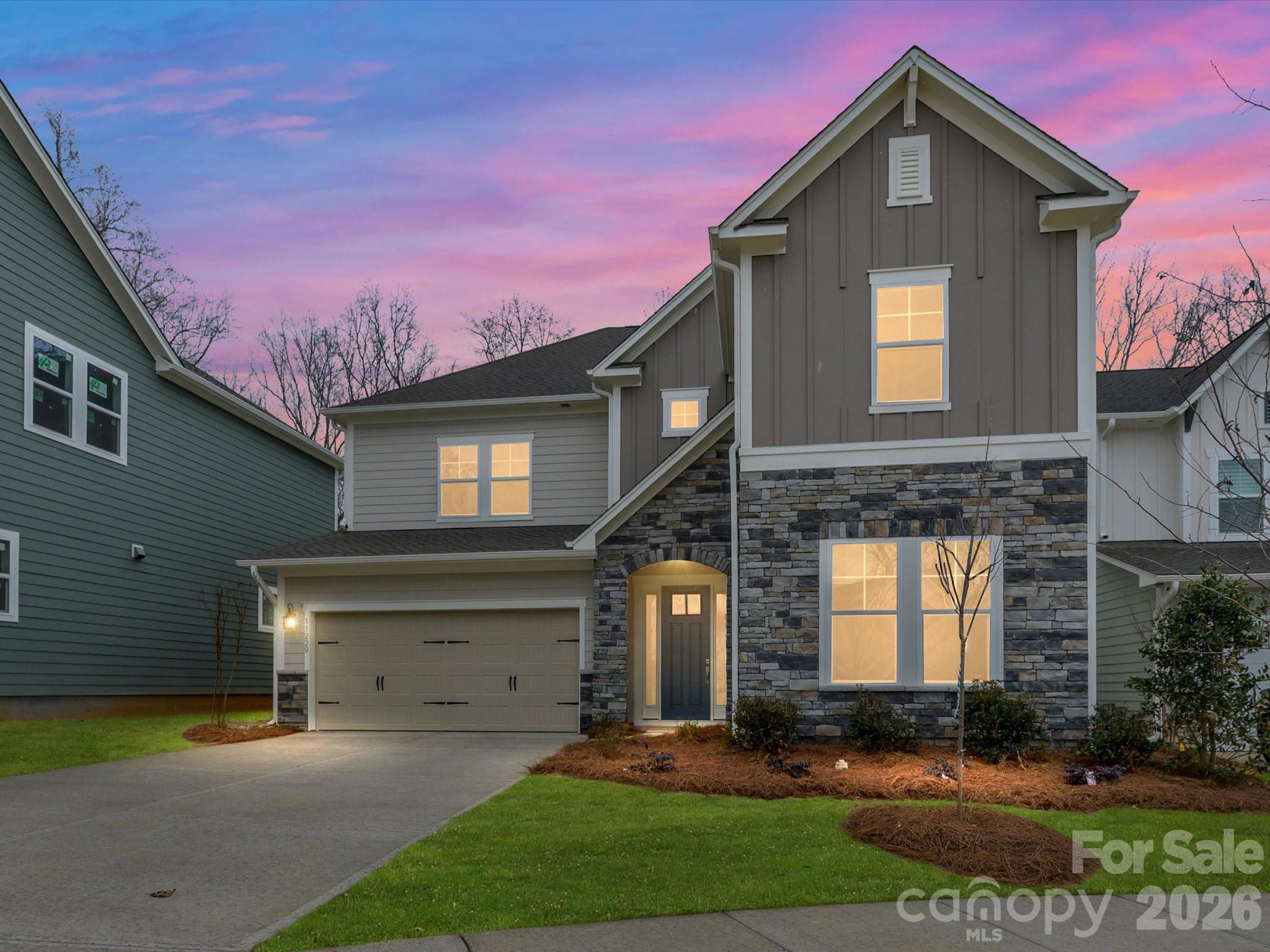 11229 Shreveport Drive — Huntersville