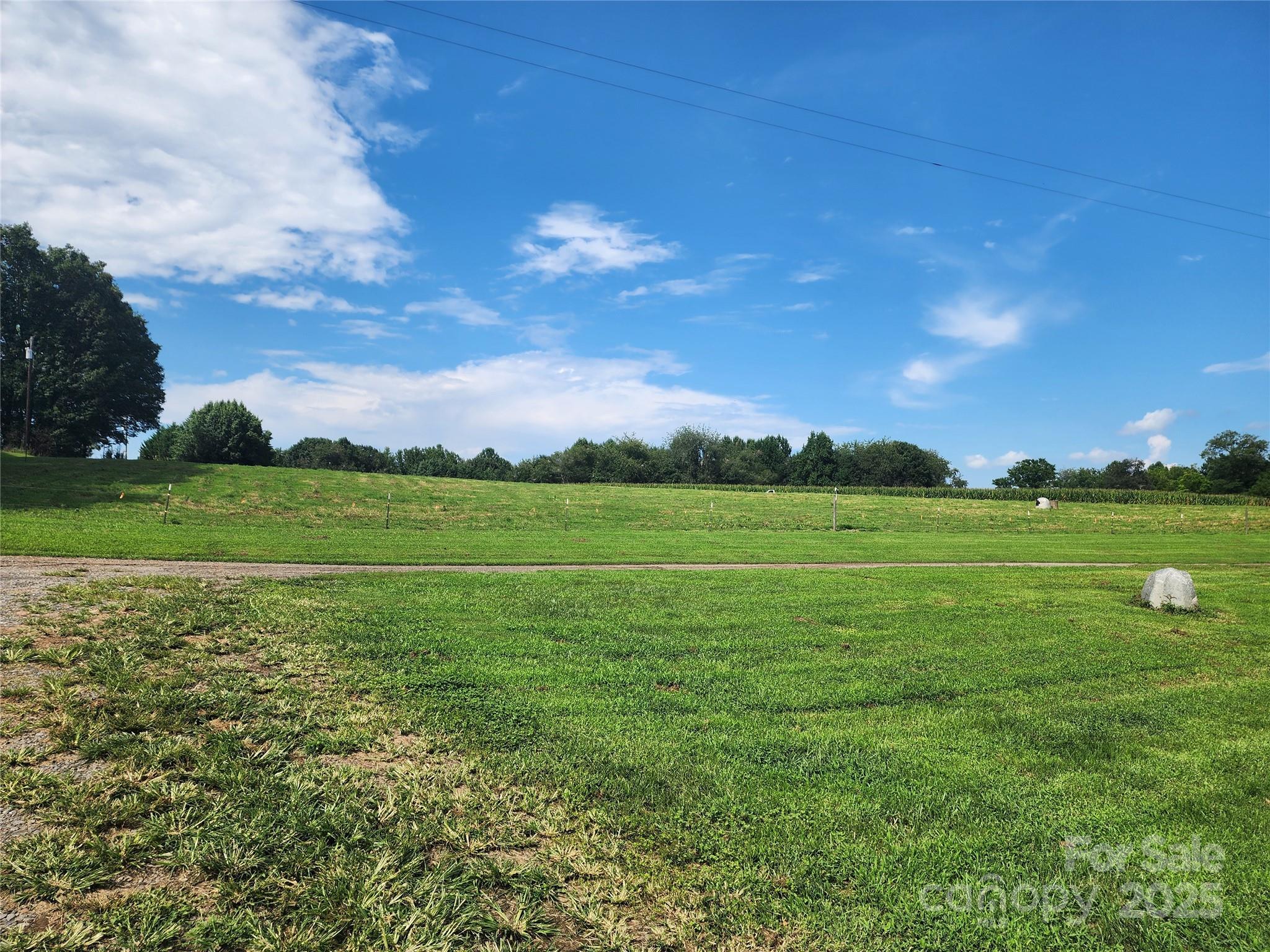 167 Buck Hollow Trail — Ararat