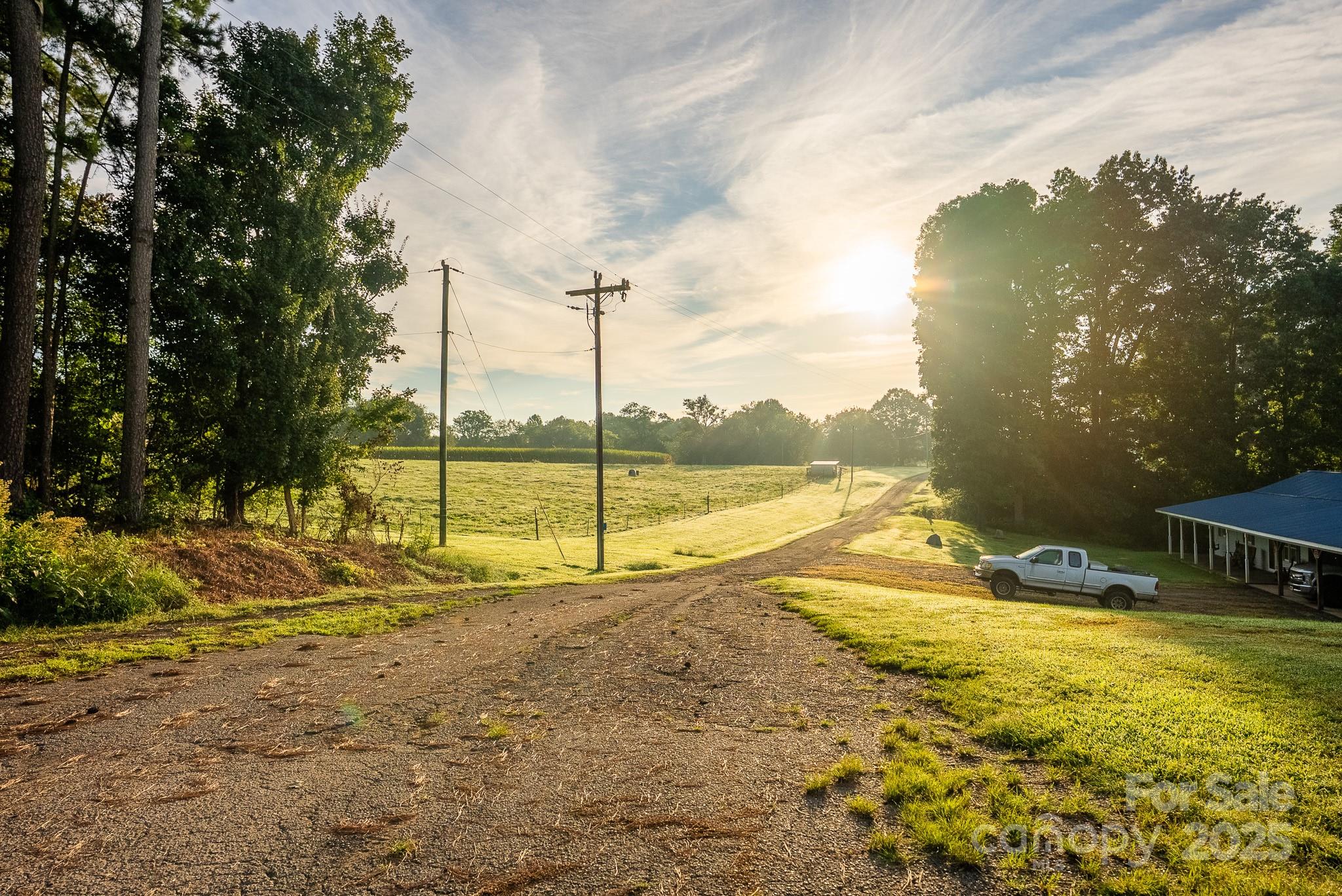 167 Buck Hollow Trail — Ararat