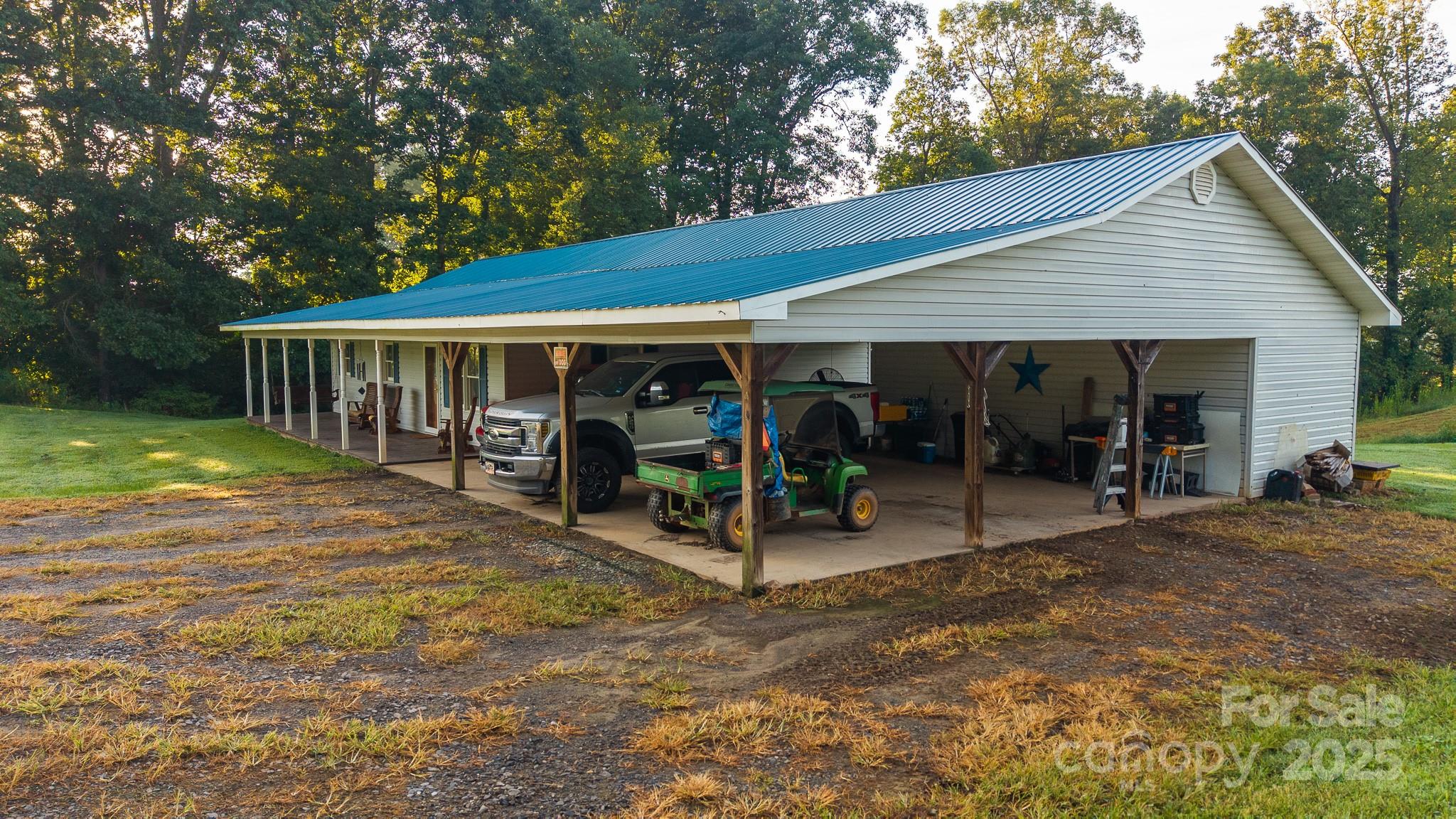 167 Buck Hollow Trail — Ararat
