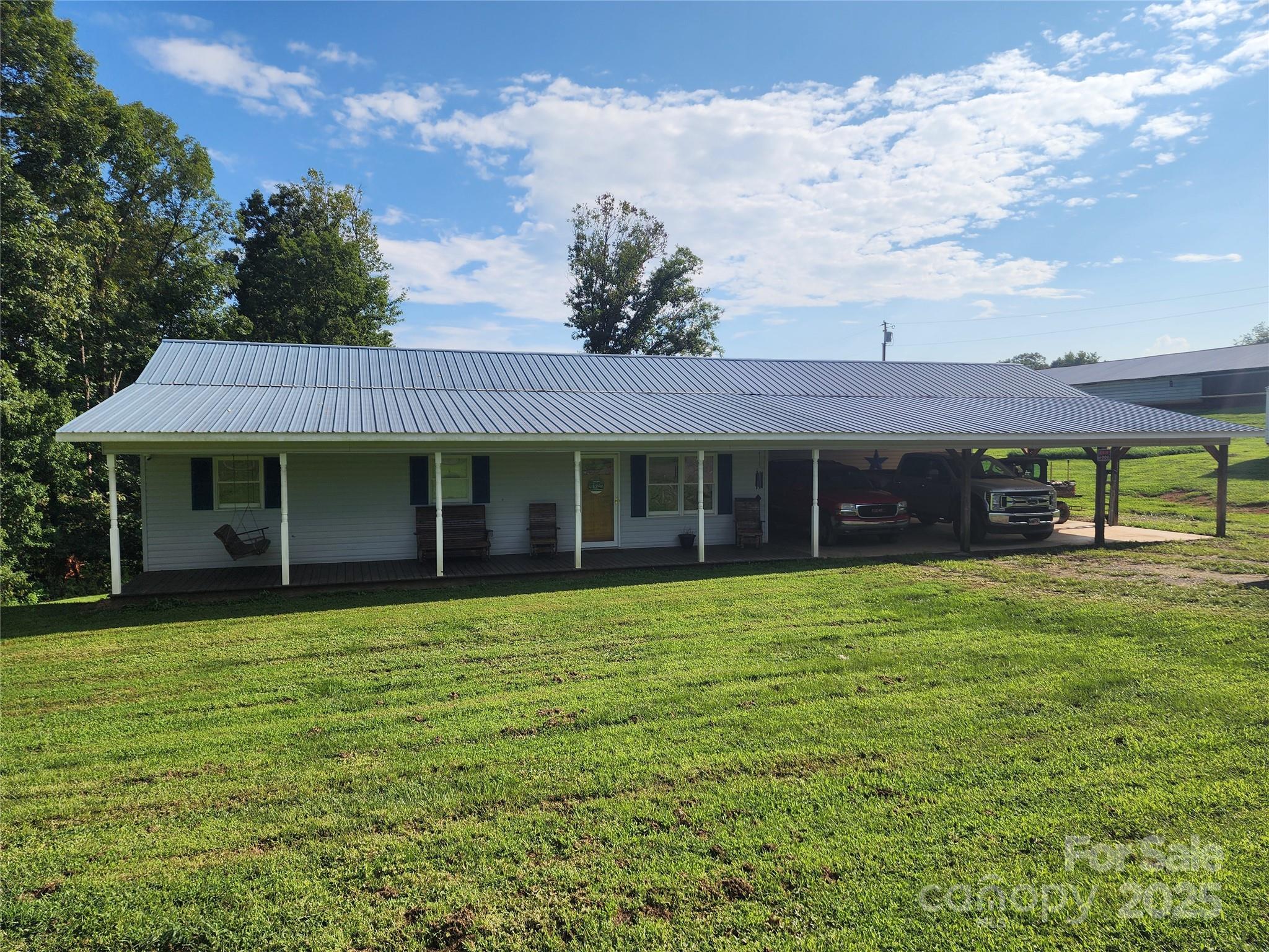 167 Buck Hollow Trail — Ararat