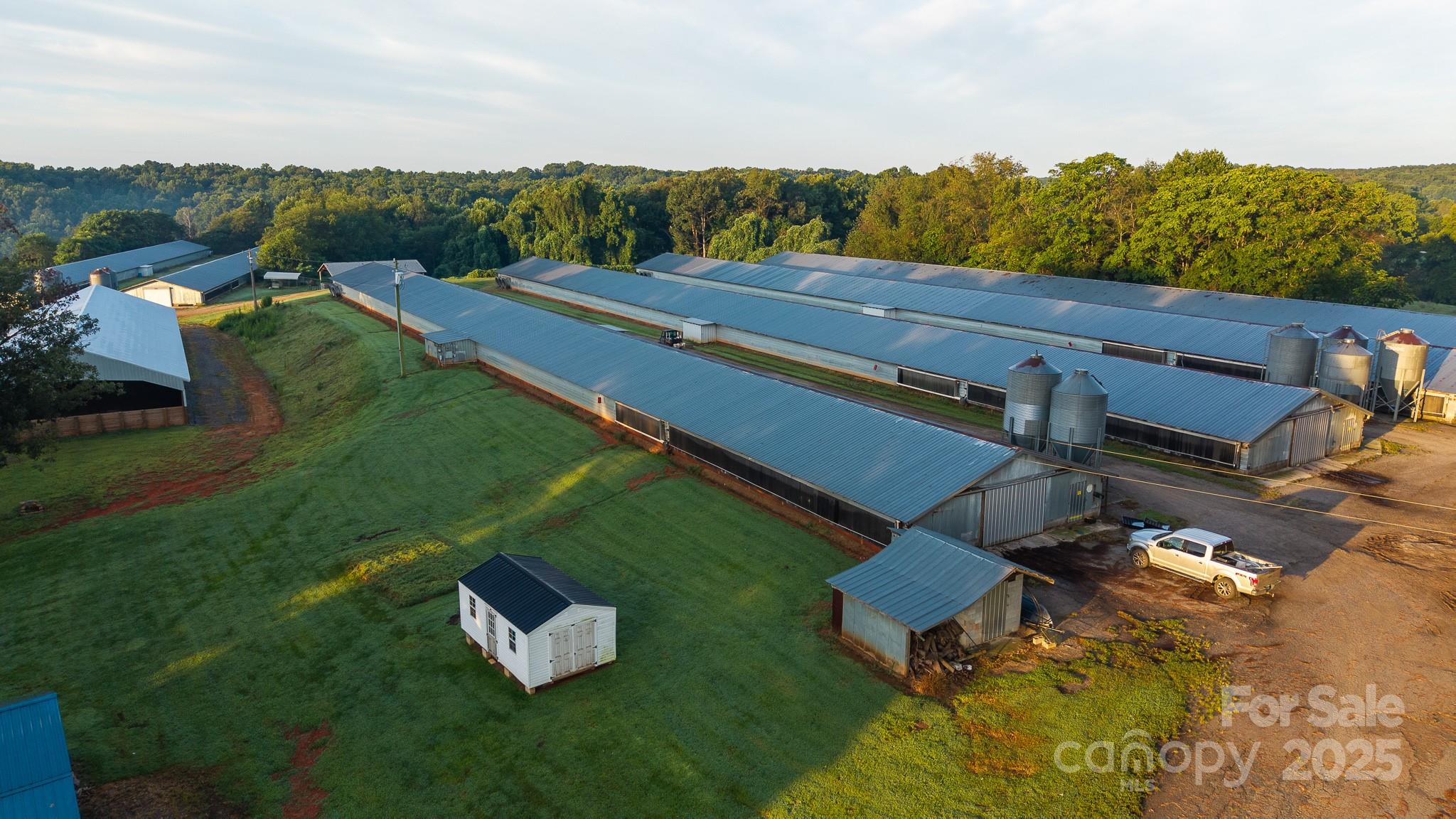 167 Buck Hollow Trail — Ararat