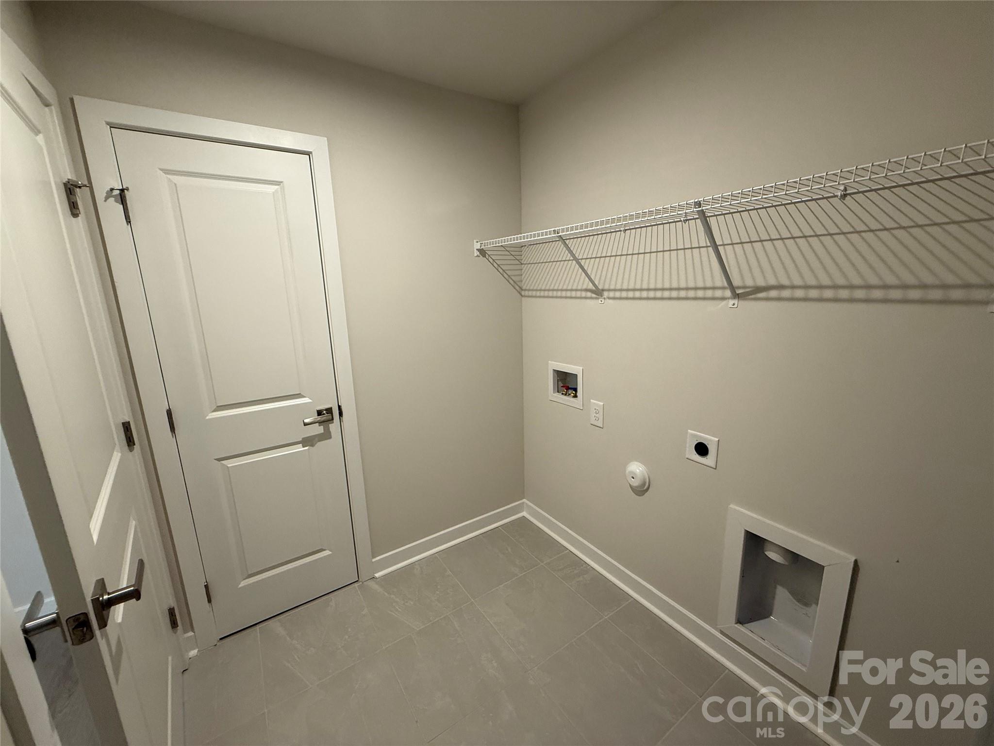 3266 Eller Drive Extension — Hickory