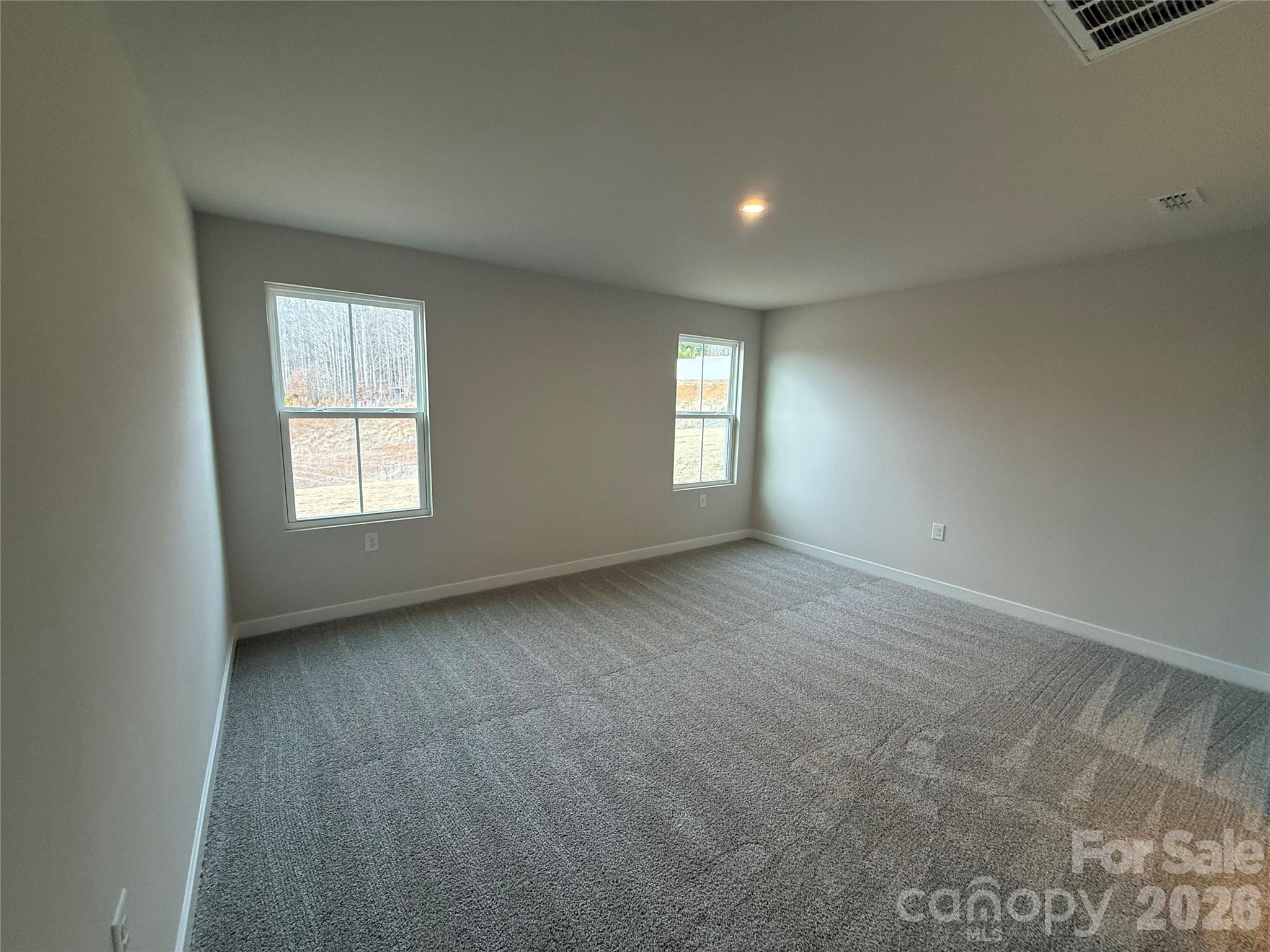 3266 Eller Drive Extension — Hickory