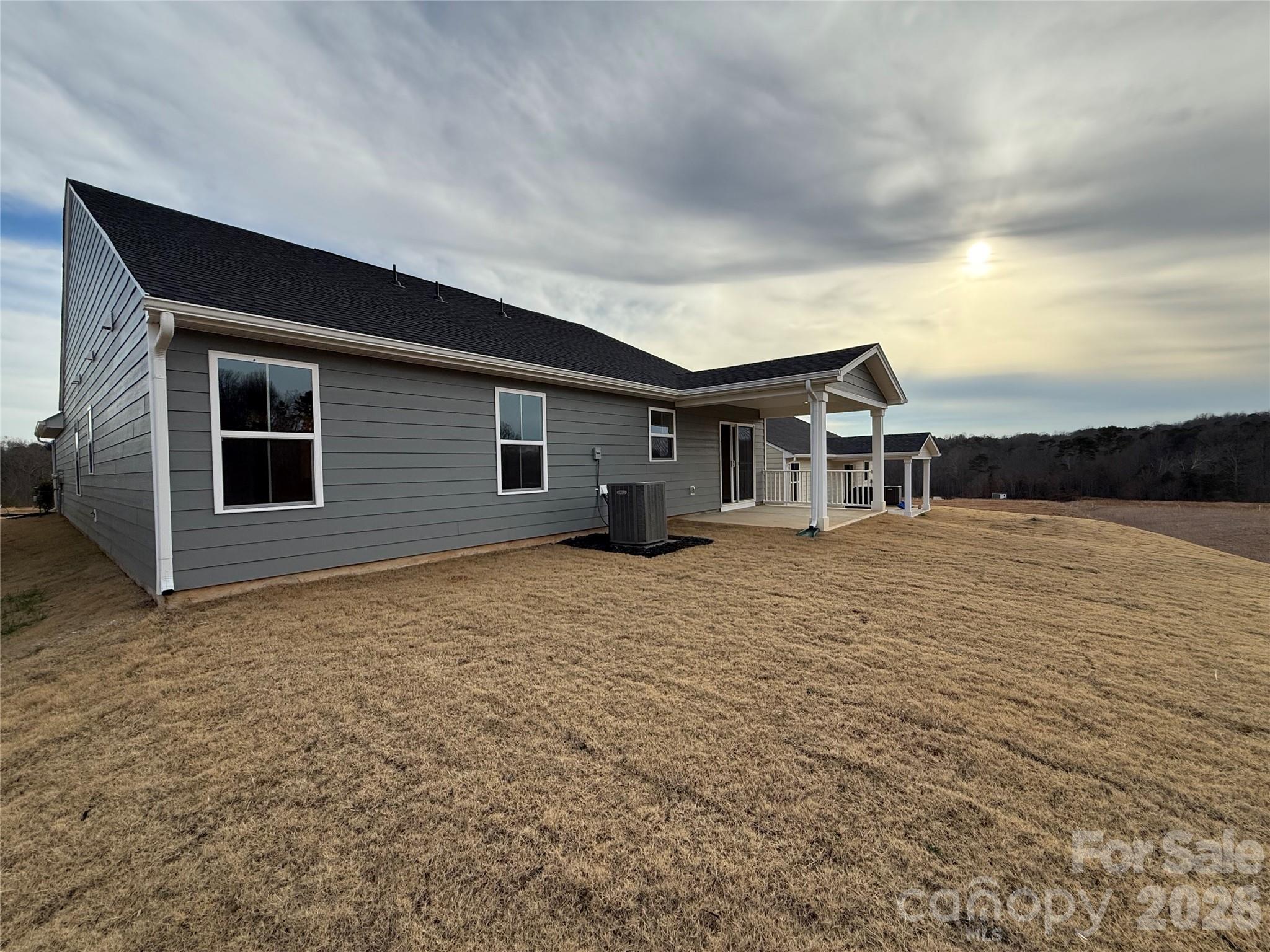 3266 Eller Drive Extension — Hickory