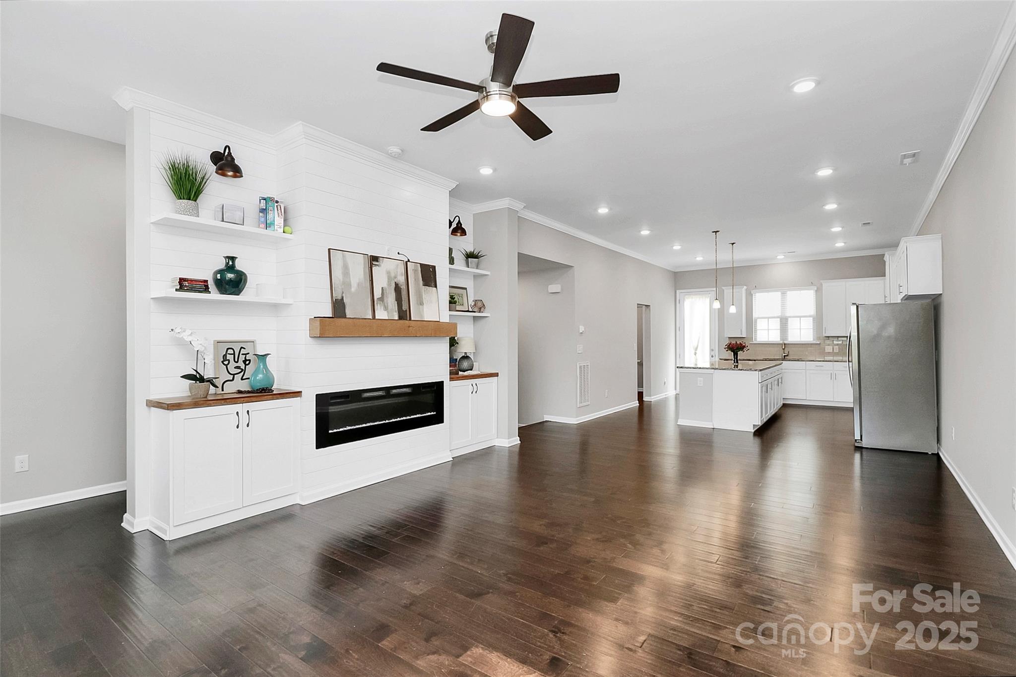 9604 Ainslie Downs Street — Charlotte