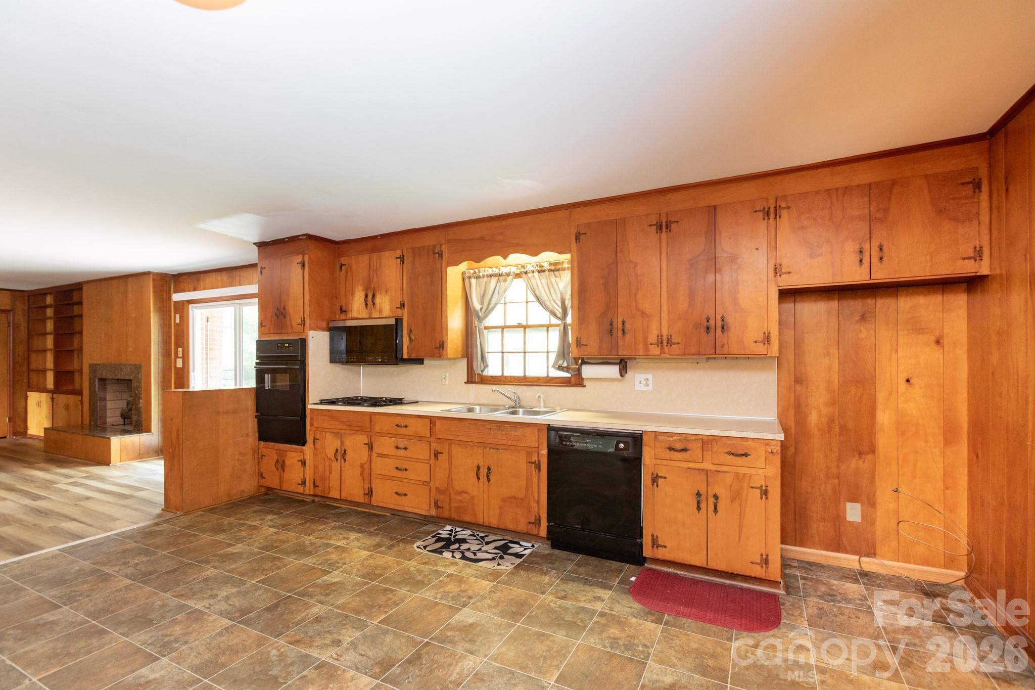 208 Victoria Circle — Kings Mountain