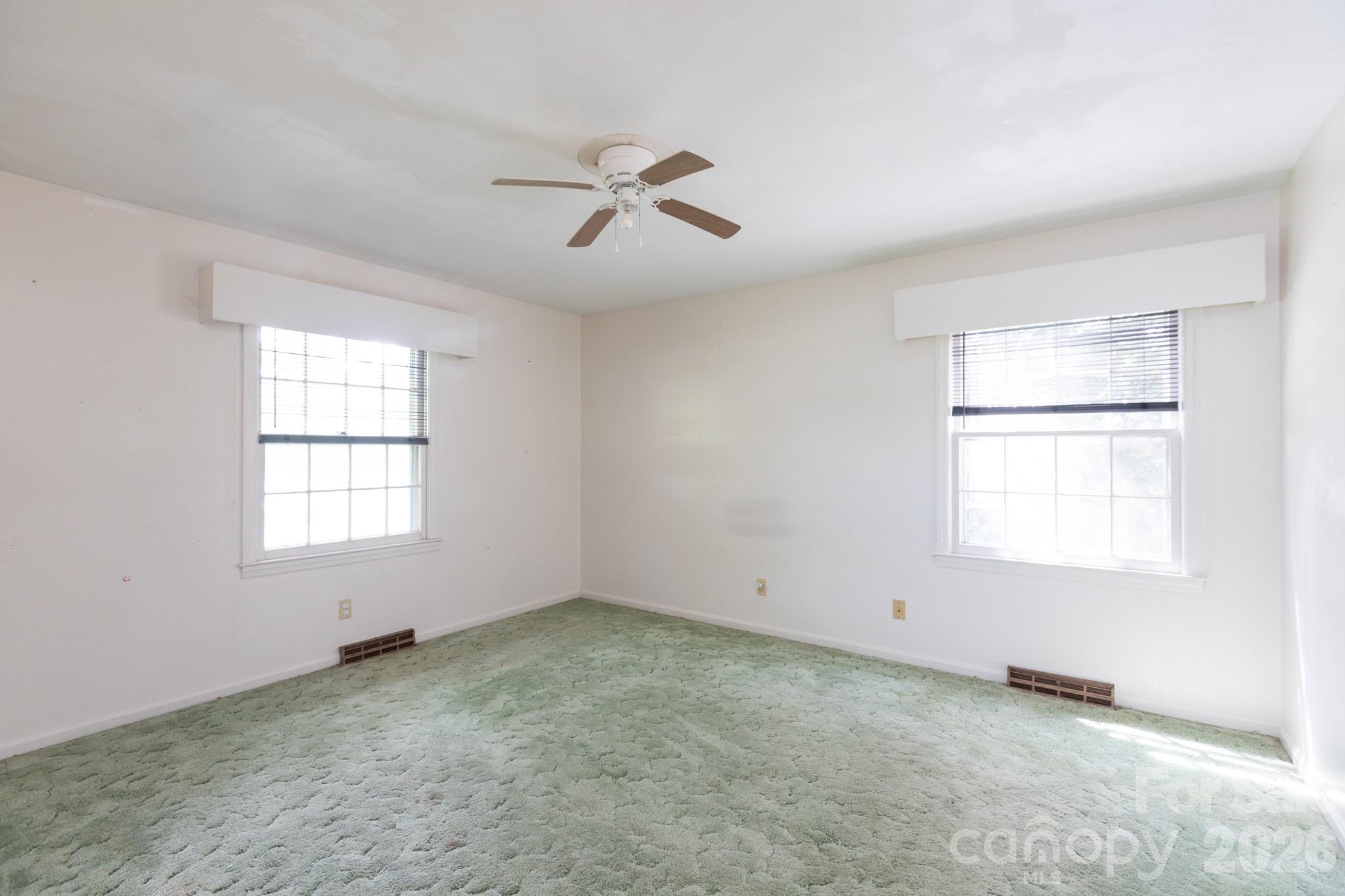 208 Victoria Circle — Kings Mountain