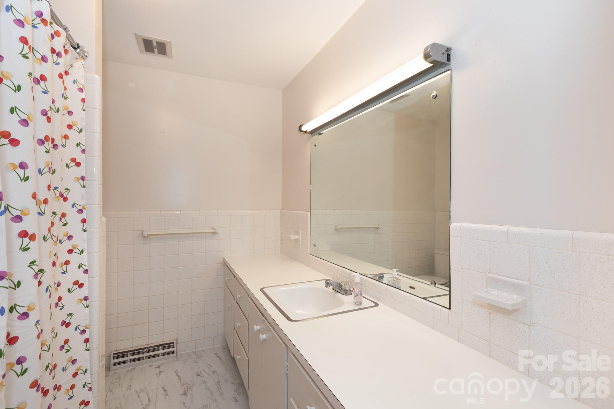 208 Victoria Circle — Kings Mountain